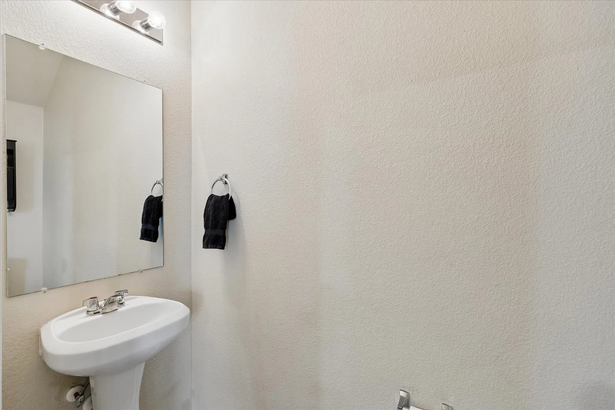 Half bath downstairs for​​‌​​​​‌​​‌‌​‌‌​​​‌‌​‌​‌​‌​​​‌​​ guests.