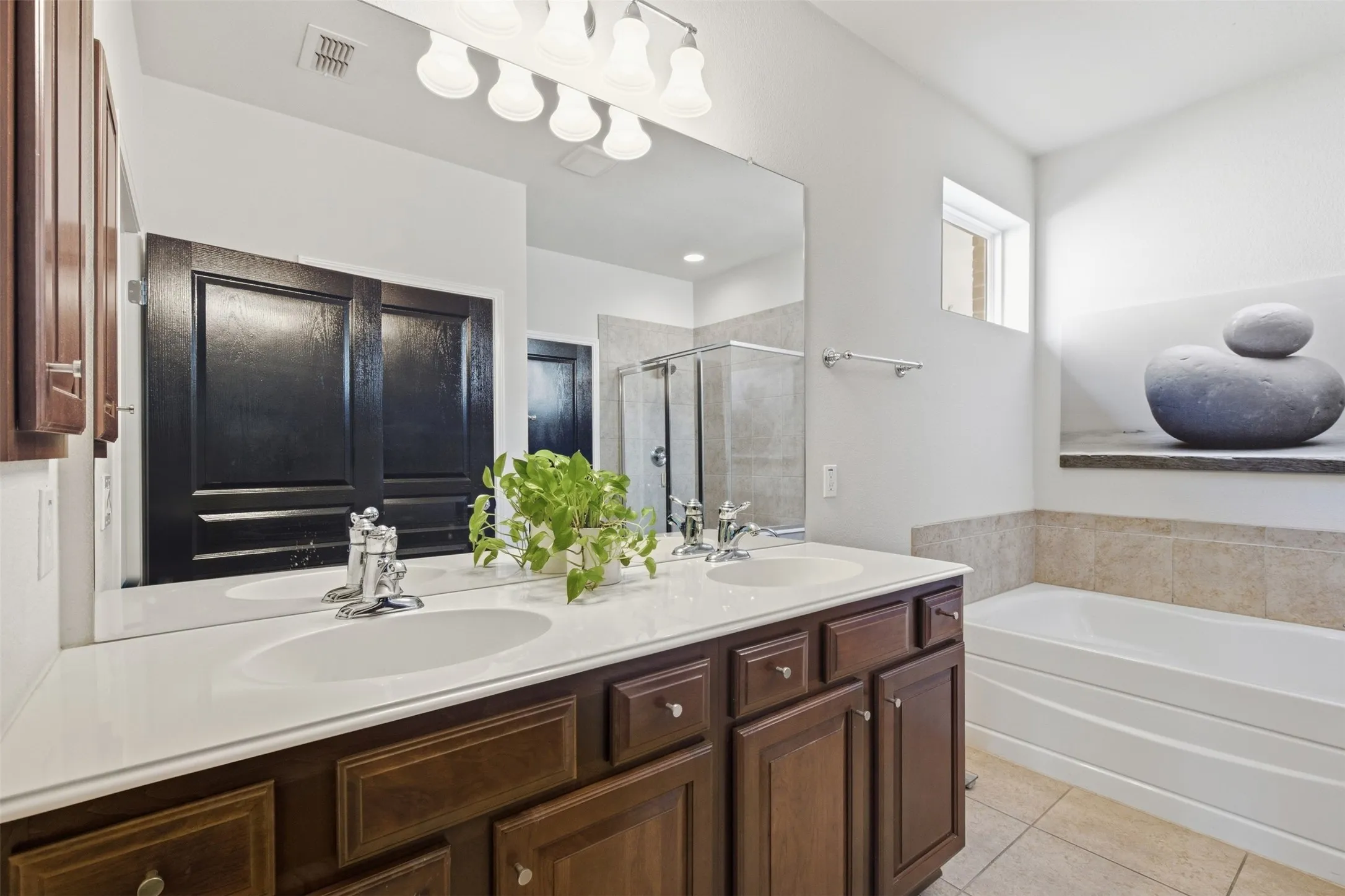 Single Family Residence For Sale in Denton County , 960 Pasatiempo Drive, Frisco, Texas 75036, 3 Bedroom, 2 Bathroom, 2 Garage spaces, 1,614 Sqft, built in 2008, mls#21397457, Real Estate Agent in Frisco, Homes For Sale in Denton county, Homes For Sale in Frisco, Realtor in Frisco Texas, Real Estate Brokerage Independent Realty Texas, Luminita Cordes Realtor