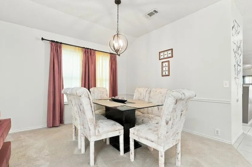Single Family Residence For Rent in Dallas County , 815 Breanna Way, Glenn Heights, Texas 75154, 4 Bedroom, 2 Bathroom, 2 Garage spaces, 2,144 Sqft, built in 2001, mls#21399208, Real Estate Agent in Glenn Heights, Homes For Rent in Dallas county, Homes For Rent in Glenn Heights, Realtor in Glenn Heights Texas, Real Estate Brokerage Independent Realty Texas, Luminita Cordes Realtor