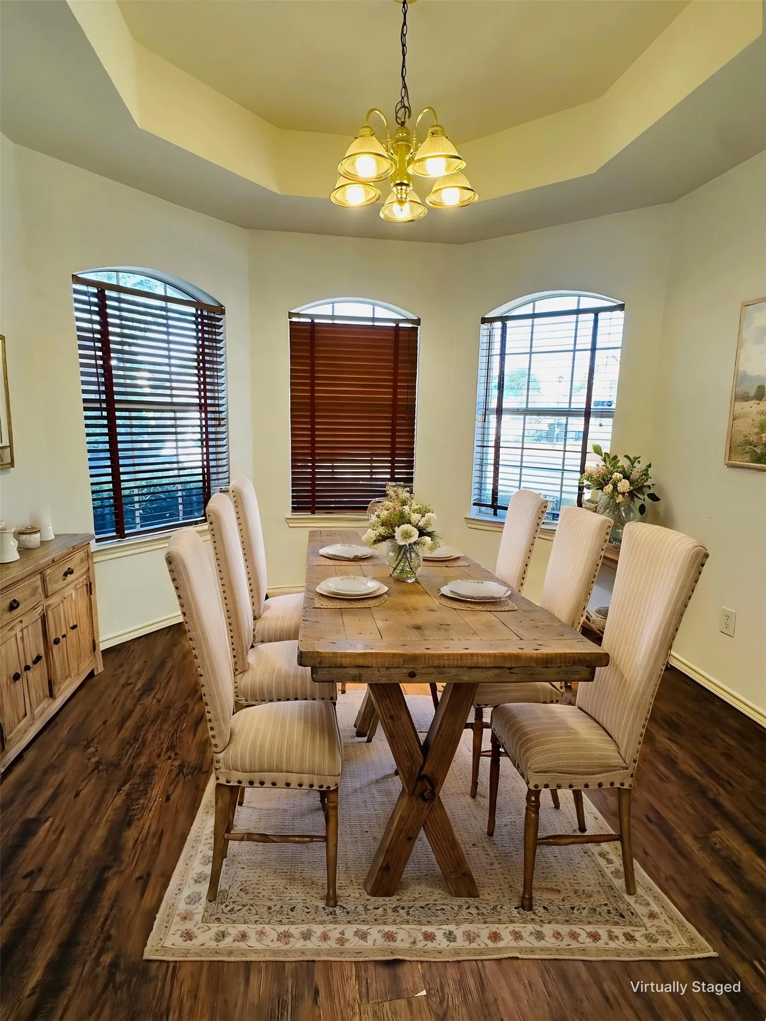 Single Family Residence For Sale in Dallas County , 3204 Plumstead Drive, Dallas, Texas 75228, 3 Bedroom, 2 Bathroom, 2 Garage spaces, 1,415 Sqft, built in 1997, mls#21381618, Real Estate Agent in Dallas, Homes For Sale in Dallas county, Homes For Sale in Dallas, Realtor in Dallas Texas, Real Estate Brokerage Independent Realty Texas, Luminita Cordes Realtor