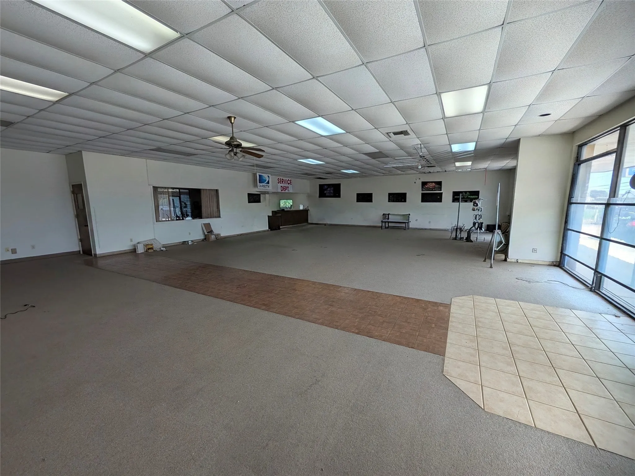 Retail For Sale in Mc Lennan County , 4601 W Waco Drive 4605, Waco, Texas 76710, 0, 0, Garage spaces, 0 Sqft, built in 1981, mls#21398959, Real Estate Agent in Waco, Homes For Sale in Mc Lennan county, Homes For Sale in Waco, Realtor in Waco Texas, Real Estate Brokerage Independent Realty Texas, Luminita Cordes Realtor