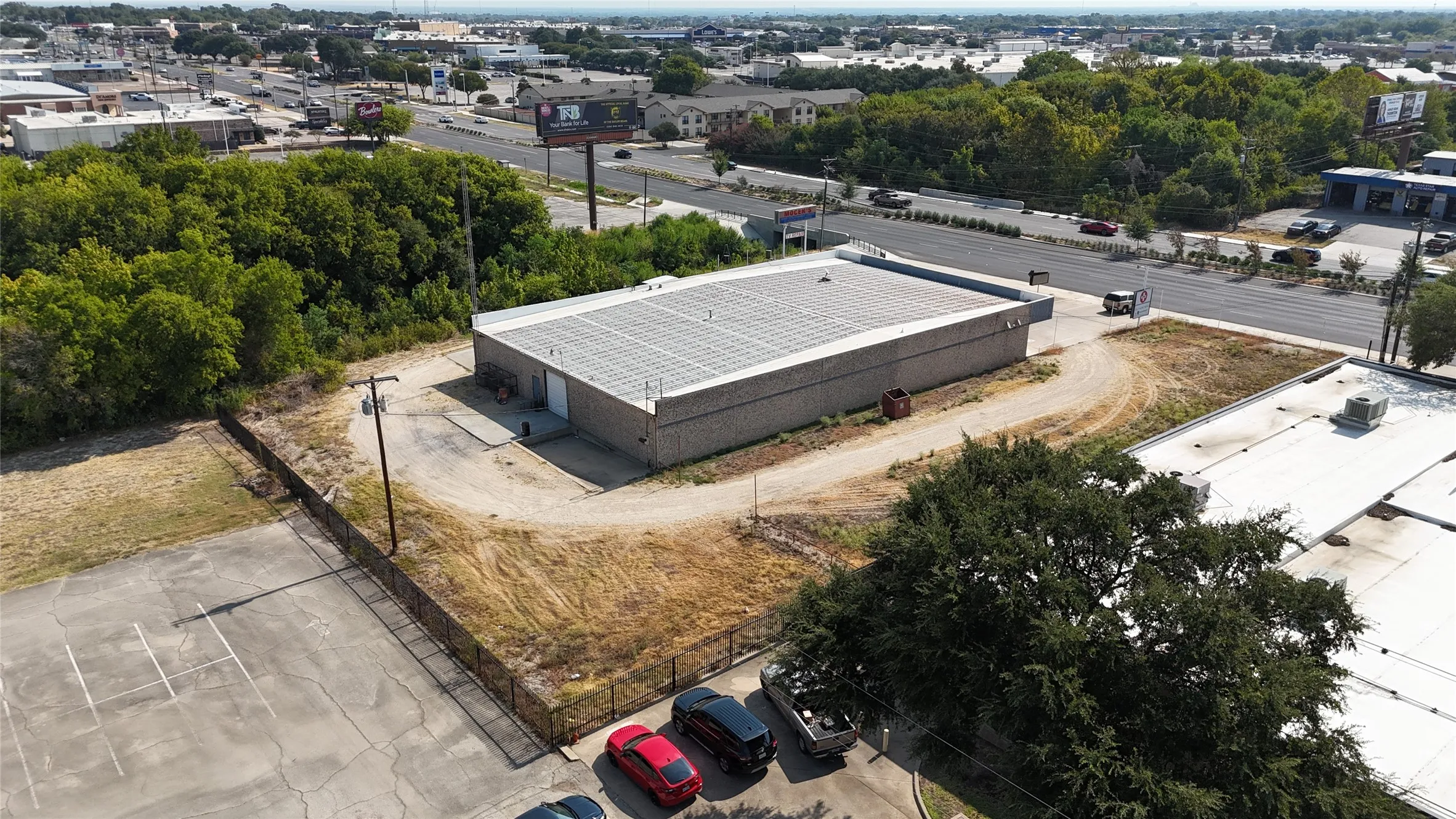 Retail For Sale in Mc Lennan County , 4601 W Waco Drive 4605, Waco, Texas 76710, 0, 0, Garage spaces, 0 Sqft, built in 1981, mls#21398959, Real Estate Agent in Waco, Homes For Sale in Mc Lennan county, Homes For Sale in Waco, Realtor in Waco Texas, Real Estate Brokerage Independent Realty Texas, Luminita Cordes Realtor