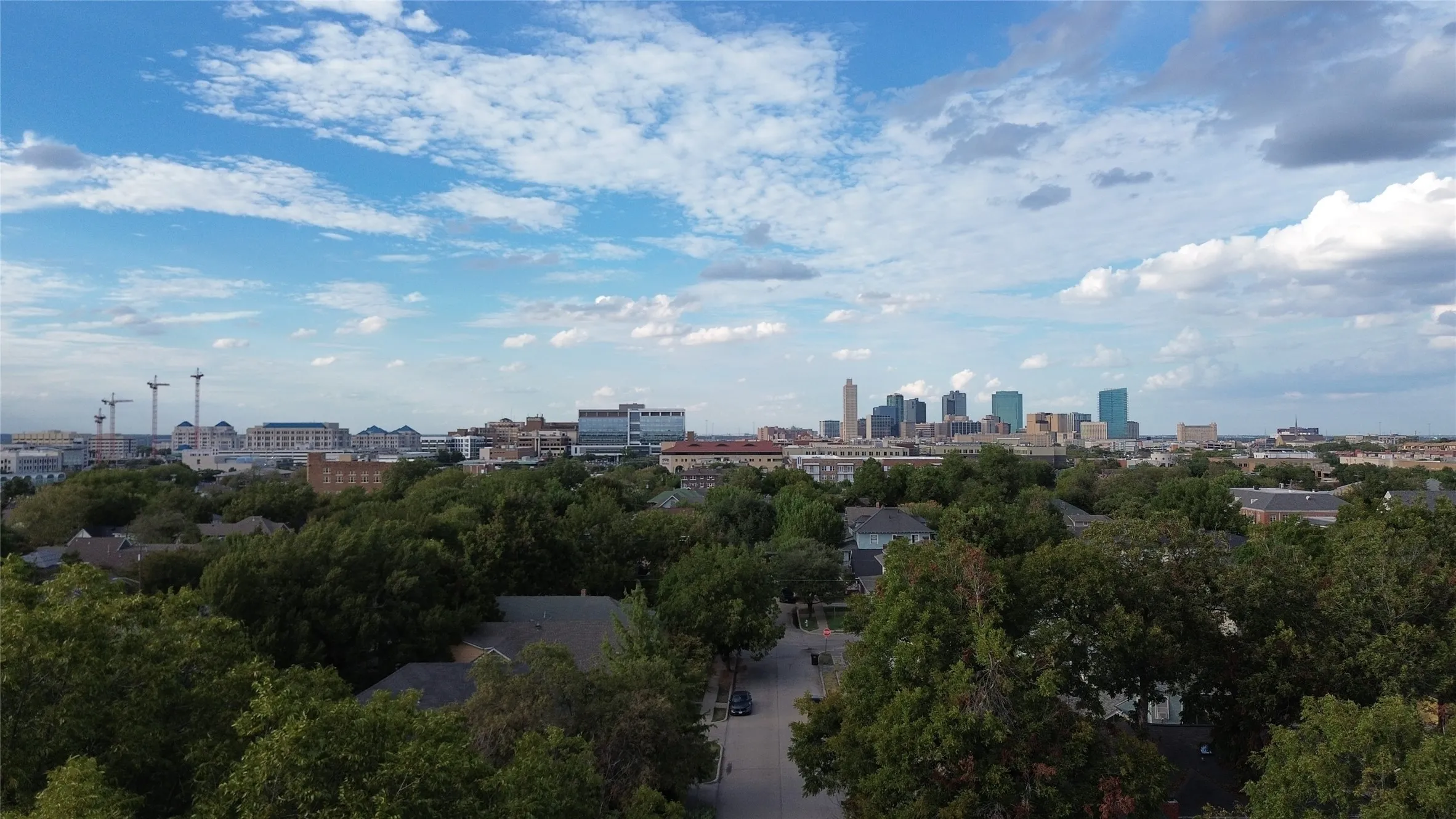 Single Family Residence For Sale in Tarrant County , 1604 S Adams Street, Fort Worth, Texas 76104, 3 Bedroom, 3 Bathroom, Garage spaces, 1,903 Sqft, built in 1911, mls#21398182, Real Estate Agent in Fort Worth, Homes For Sale in Tarrant county, Homes For Sale in Fort Worth, Realtor in Fort Worth Texas, Real Estate Brokerage Independent Realty Texas, Luminita Cordes Realtor