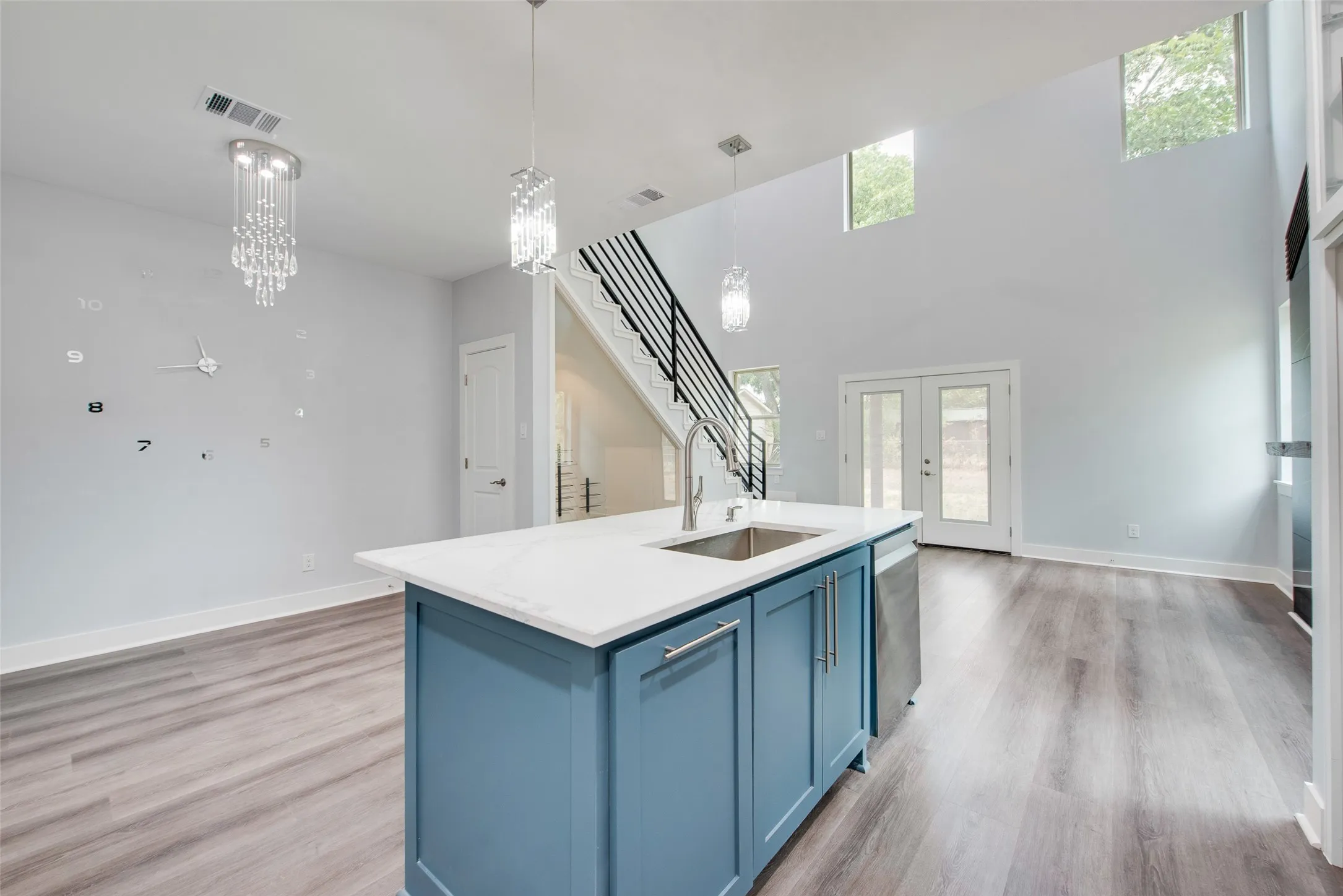 Single Family Residence For Sale in Johnson County , 810 Euclid Street, Cleburne, Texas 76033, 4 Bedroom, 4 Bathroom, 6 Garage spaces, 2,423 Sqft, built in 2025, mls#21399270, Real Estate Agent in Cleburne, Homes For Sale in Johnson county, Homes For Sale in Cleburne, Realtor in Cleburne Texas, Real Estate Brokerage Independent Realty Texas, Luminita Cordes Realtor