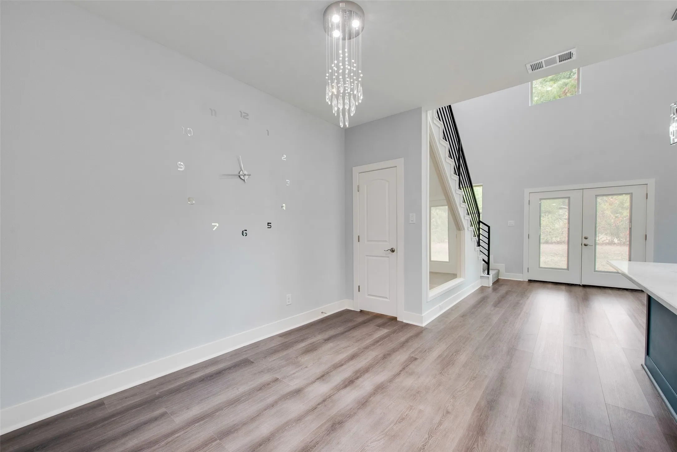 Single Family Residence For Sale in Johnson County , 810 Euclid Street, Cleburne, Texas 76033, 4 Bedroom, 4 Bathroom, 6 Garage spaces, 2,423 Sqft, built in 2025, mls#21399270, Real Estate Agent in Cleburne, Homes For Sale in Johnson county, Homes For Sale in Cleburne, Realtor in Cleburne Texas, Real Estate Brokerage Independent Realty Texas, Luminita Cordes Realtor