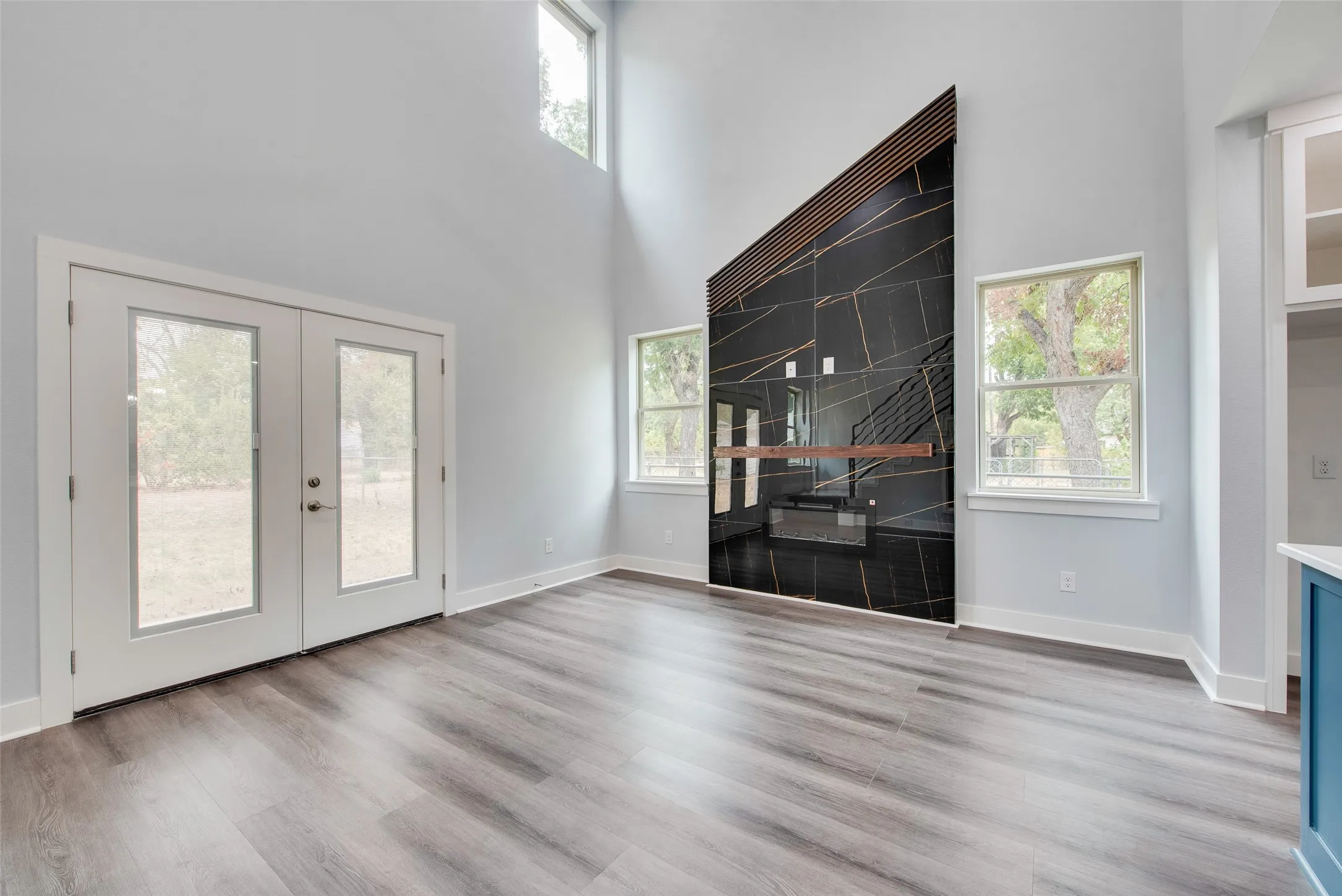 Single Family Residence For Sale in Johnson County , 810 Euclid Street, Cleburne, Texas 76033, 4 Bedroom, 4 Bathroom, 6 Garage spaces, 2,423 Sqft, built in 2025, mls#21399270, Real Estate Agent in Cleburne, Homes For Sale in Johnson county, Homes For Sale in Cleburne, Realtor in Cleburne Texas, Real Estate Brokerage Independent Realty Texas, Luminita Cordes Realtor