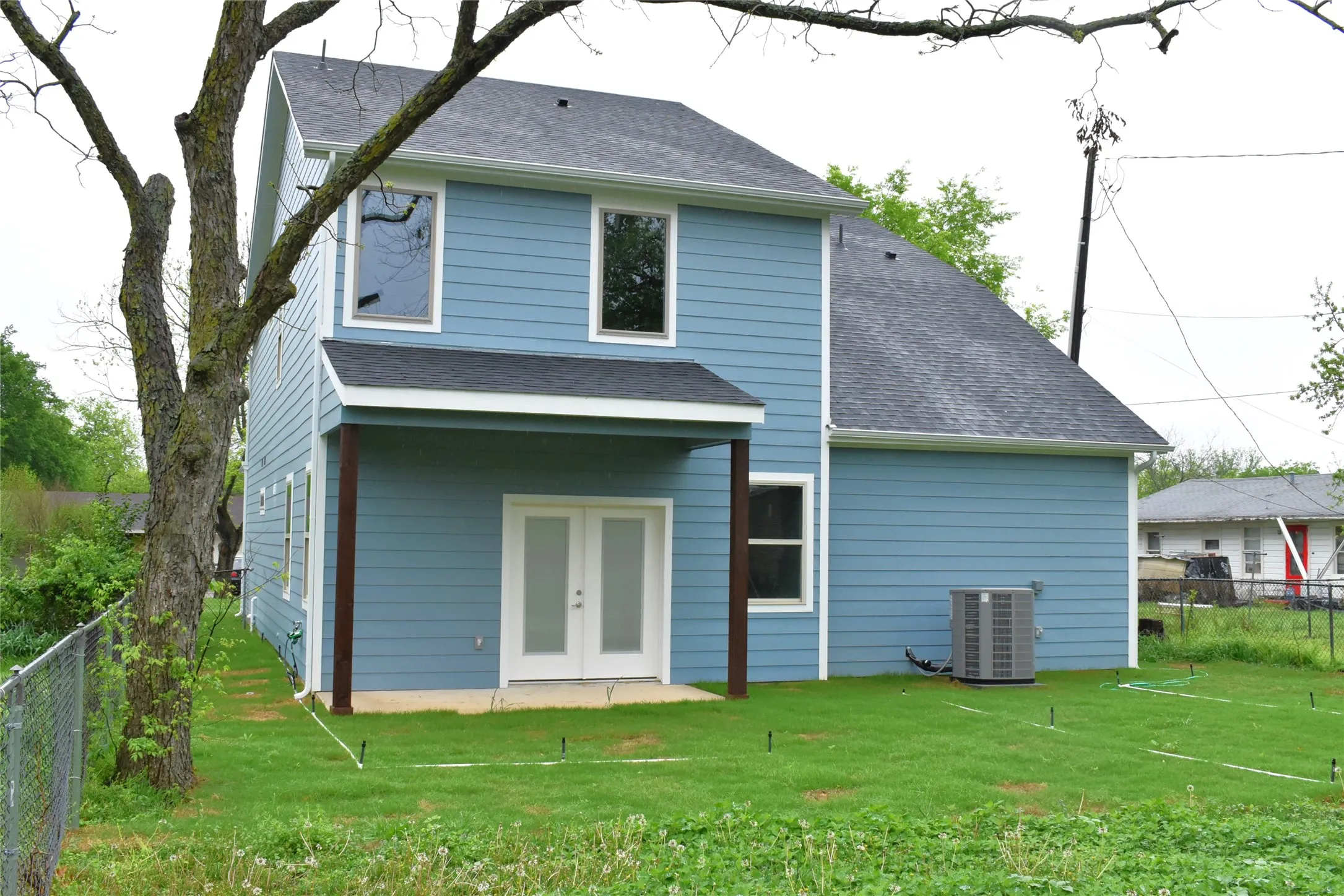 Single Family Residence For Sale in Johnson County , 810 Euclid Street, Cleburne, Texas 76033, 4 Bedroom, 4 Bathroom, 6 Garage spaces, 2,423 Sqft, built in 2025, mls#21399270, Real Estate Agent in Cleburne, Homes For Sale in Johnson county, Homes For Sale in Cleburne, Realtor in Cleburne Texas, Real Estate Brokerage Independent Realty Texas, Luminita Cordes Realtor