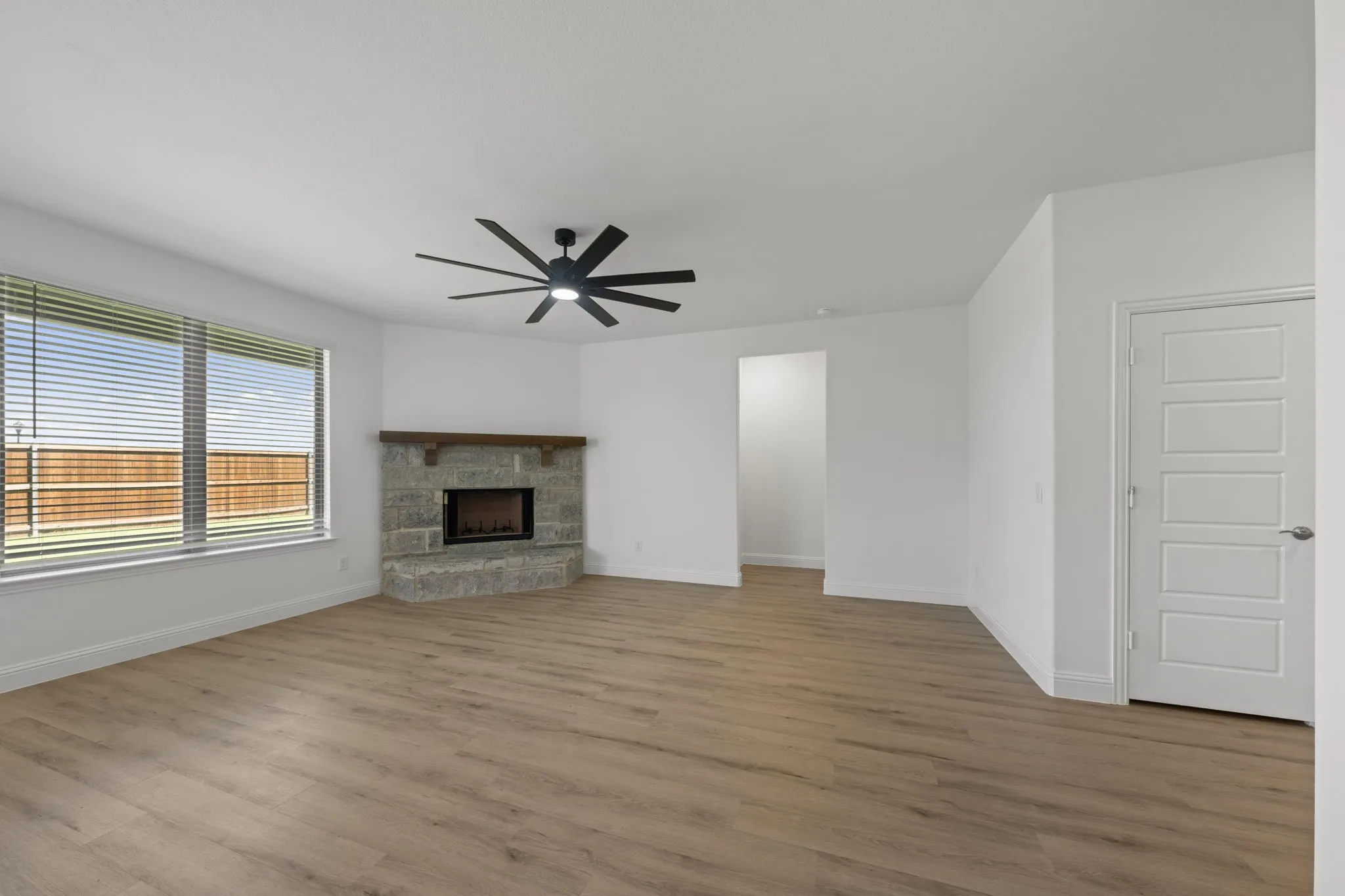 Single Family Residence For Sale in Johnson County , 401 Barnfield Road, Cleburne, Texas 76033, 3 Bedroom, 2 Bathroom, 2 Garage spaces, 1,994 Sqft, built in 2026, mls#21399258, Real Estate Agent in Cleburne, Homes For Sale in Johnson county, Homes For Sale in Cleburne, Realtor in Cleburne Texas, Real Estate Brokerage Independent Realty Texas, Luminita Cordes Realtor