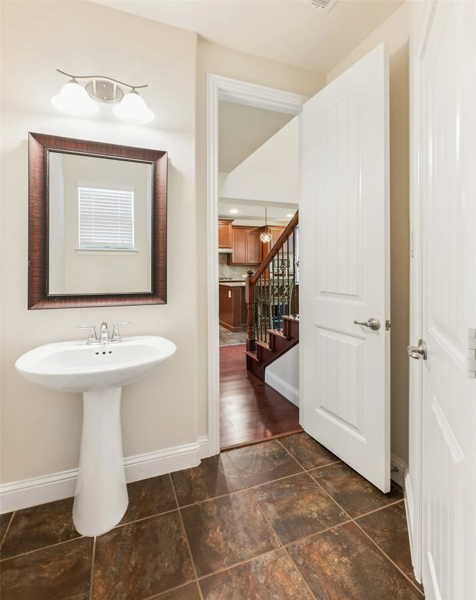 Single Family Residence For Rent in Denton County , 1374 Sandhurst Drive, Roanoke, Texas 76262, 4 Bedroom, 3 Bathroom, 2 Garage spaces, 3,073 Sqft, built in 2014, mls#21399132, Real Estate Agent in Roanoke, Homes For Rent in Denton county, Homes For Rent in Roanoke, Realtor in Roanoke Texas, Real Estate Brokerage Independent Realty Texas, Luminita Cordes Realtor