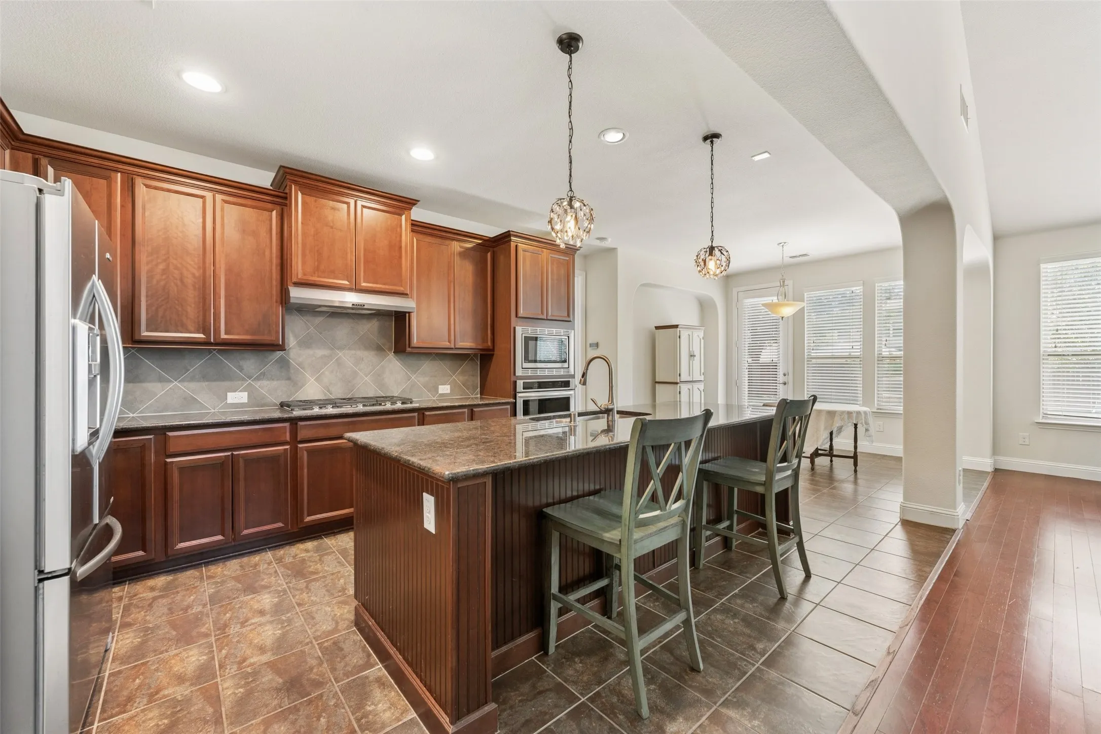 Single Family Residence For Rent in Denton County , 1374 Sandhurst Drive, Roanoke, Texas 76262, 4 Bedroom, 3 Bathroom, 2 Garage spaces, 3,073 Sqft, built in 2014, mls#21399132, Real Estate Agent in Roanoke, Homes For Rent in Denton county, Homes For Rent in Roanoke, Realtor in Roanoke Texas, Real Estate Brokerage Independent Realty Texas, Luminita Cordes Realtor