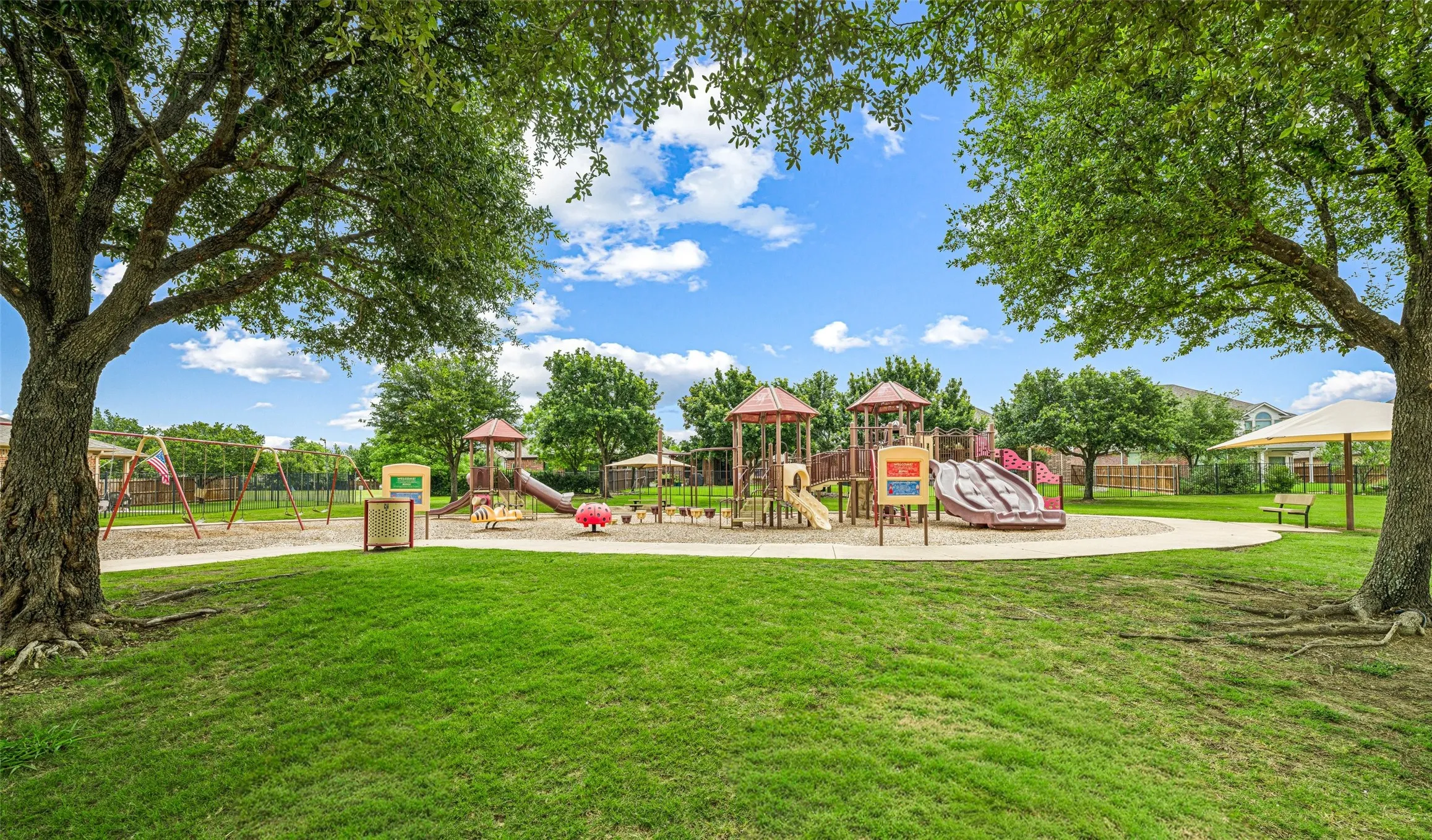 Single Family Residence For Rent in Denton County , 1374 Sandhurst Drive, Roanoke, Texas 76262, 4 Bedroom, 3 Bathroom, 2 Garage spaces, 3,073 Sqft, built in 2014, mls#21399132, Real Estate Agent in Roanoke, Homes For Rent in Denton county, Homes For Rent in Roanoke, Realtor in Roanoke Texas, Real Estate Brokerage Independent Realty Texas, Luminita Cordes Realtor
