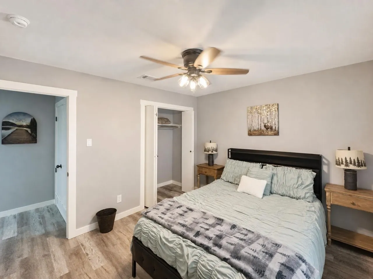 Single Family Residence For Rent in Denton County , 2930 Furneaux Lane, Carrollton, Texas 75007, 3 Bedroom, 3 Bathroom, 2 Garage spaces, 2,111 Sqft, built in 1978, mls#21399262, Real Estate Agent in Carrollton, Homes For Rent in Denton county, Homes For Rent in Carrollton, Realtor in Carrollton Texas, Real Estate Brokerage Independent Realty Texas, Luminita Cordes Realtor