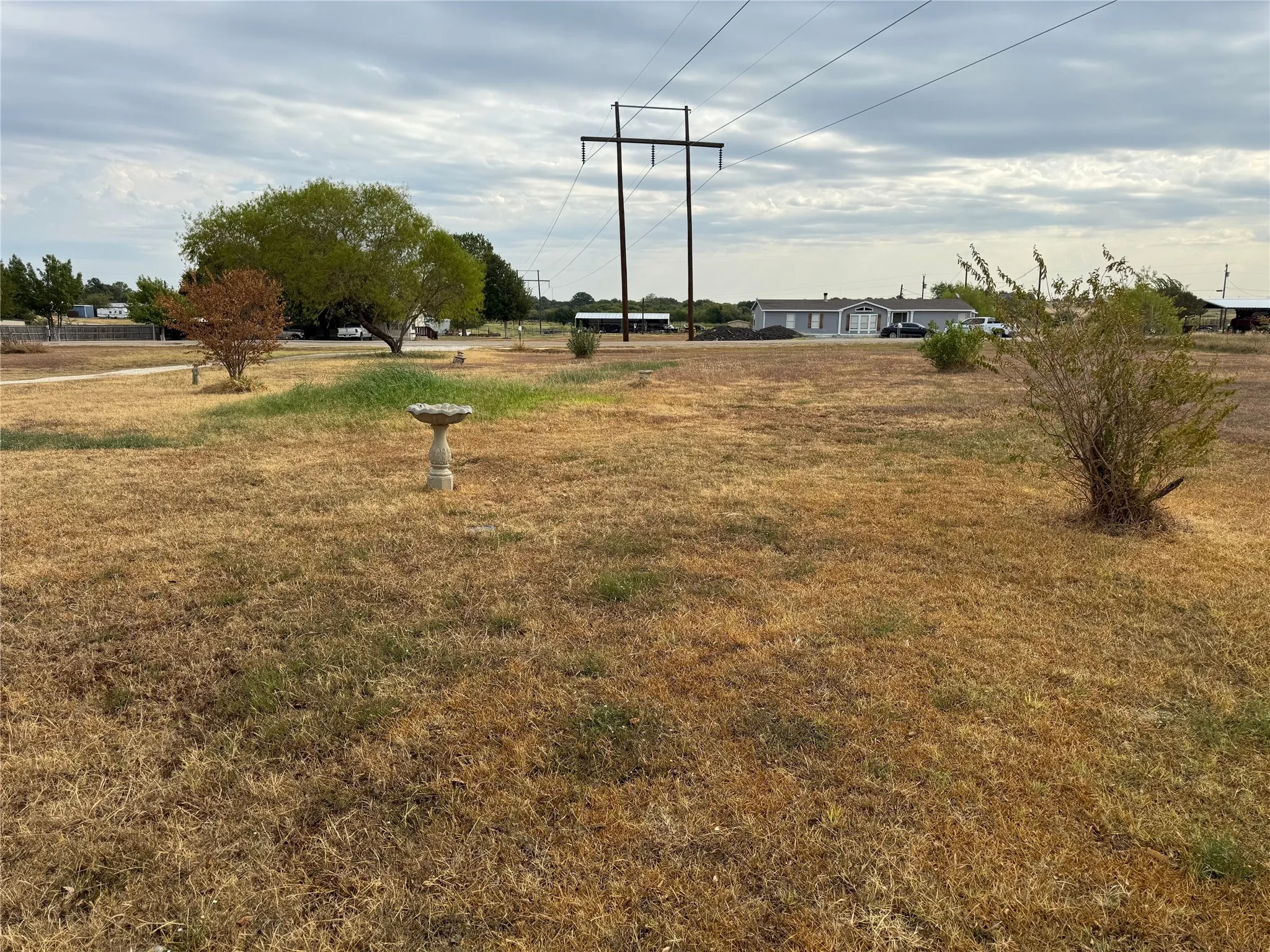 Manufactured Home For Sale in Johnson County , 3921 Applewood Court, Alvarado, Texas 76009, 3 Bedroom, 2 Bathroom, Garage spaces, 1,680 Sqft, built in 1996, mls#21399029, Real Estate Agent in Alvarado, Homes For Sale in Johnson county, Homes For Sale in Alvarado, Realtor in Alvarado Texas, Real Estate Brokerage Independent Realty Texas, Luminita Cordes Realtor