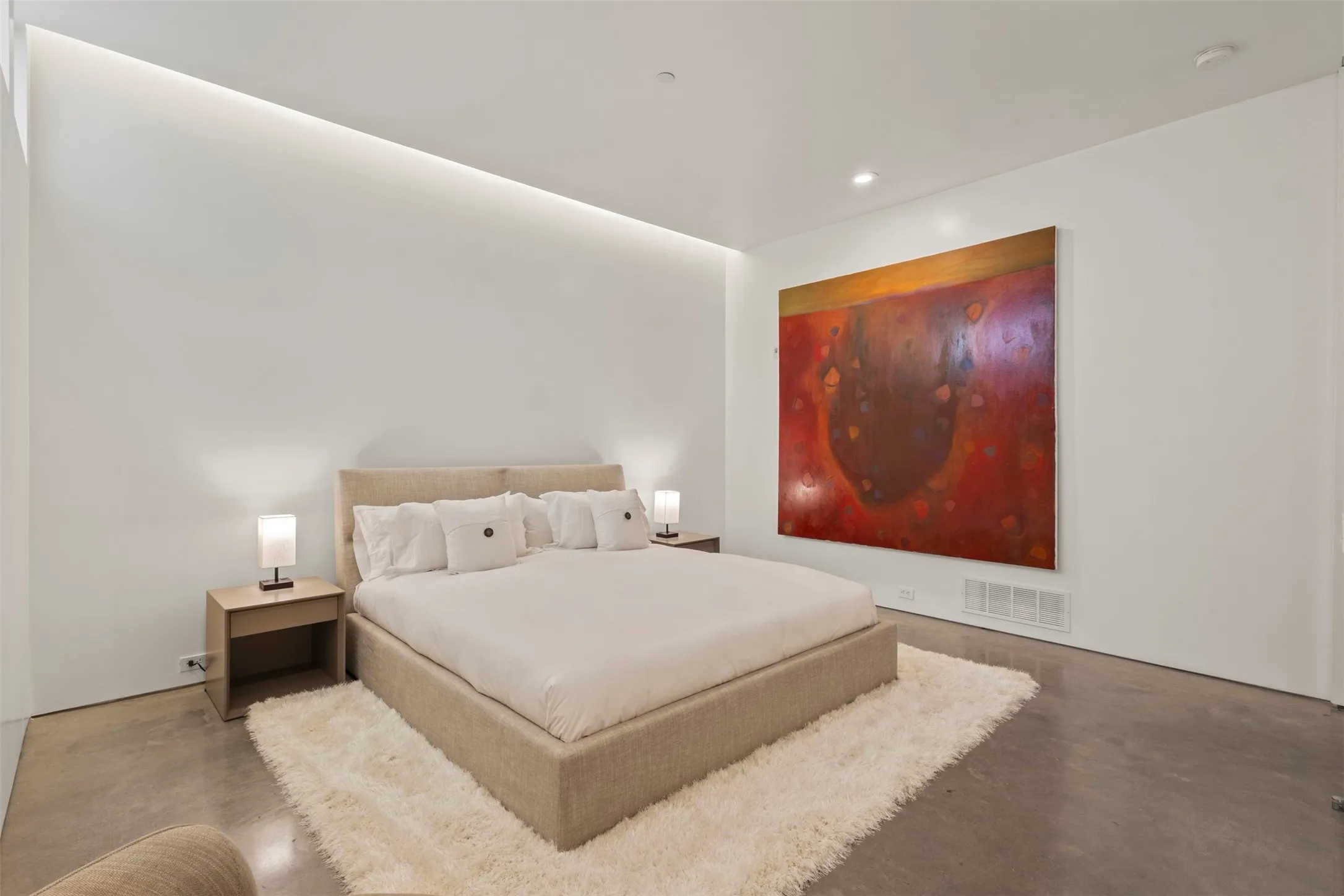 Condominium For Rent in Dallas County , 3740 Holland Avenue 2A, Dallas, Texas 75219, 2 Bedroom, 3 Bathroom, 2 Garage spaces, 2,560 Sqft, built in 2003, mls#21399218, Real Estate Agent in Dallas, Homes For Rent in Dallas county, Homes For Rent in Dallas, Realtor in Dallas Texas, Real Estate Brokerage Independent Realty Texas, Luminita Cordes Realtor