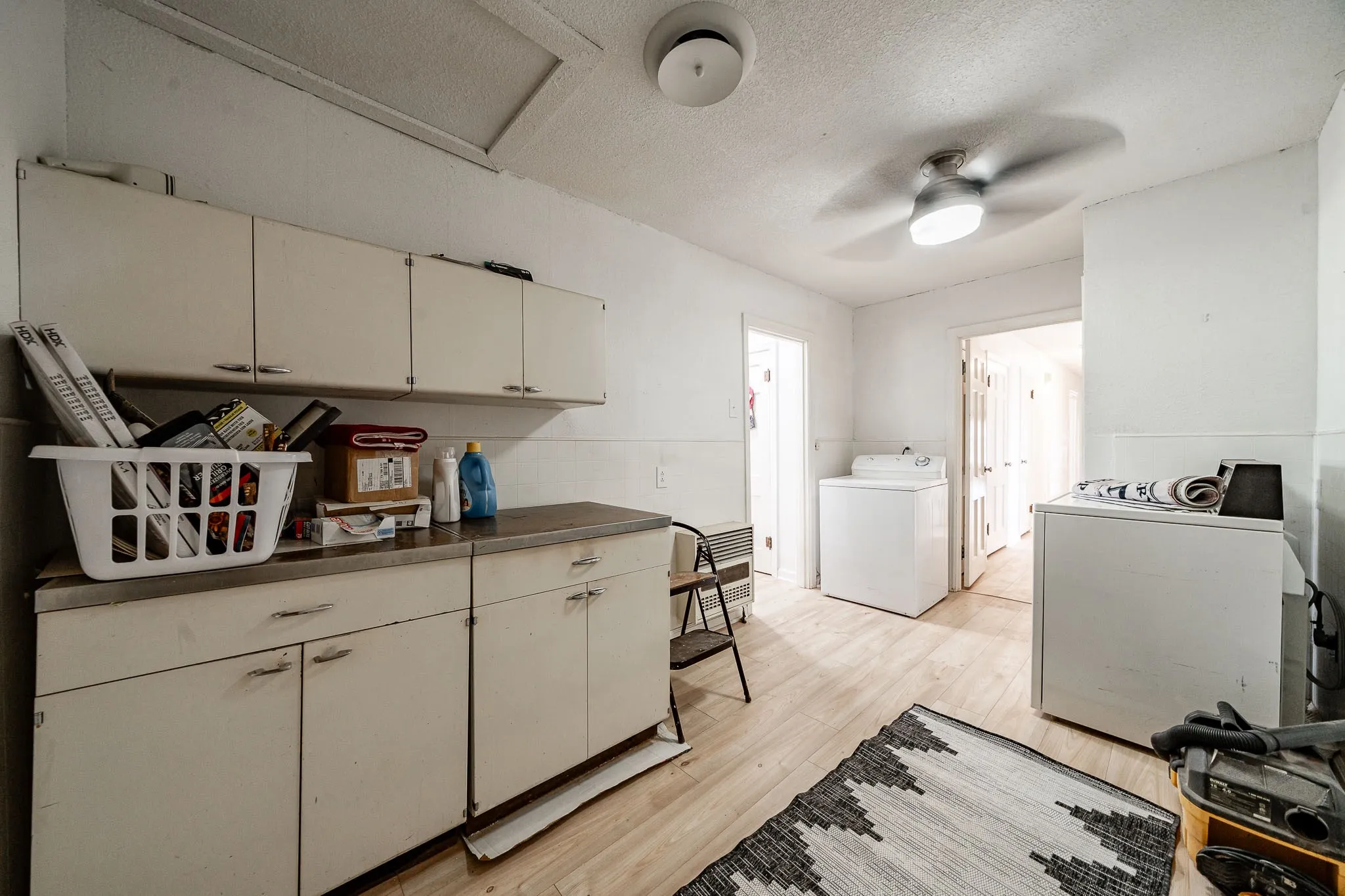 Single Family Residence For Sale in Shackelford County , 457 Breckenridge Street, Albany, Texas 76430, 3 Bedroom, 2 Bathroom, 2 Garage spaces, 1,936 Sqft, built in 1948, mls#21398948, Real Estate Agent in Albany, Homes For Sale in Shackelford county, Homes For Sale in Albany, Realtor in Albany Texas, Real Estate Brokerage Independent Realty Texas, Luminita Cordes Realtor