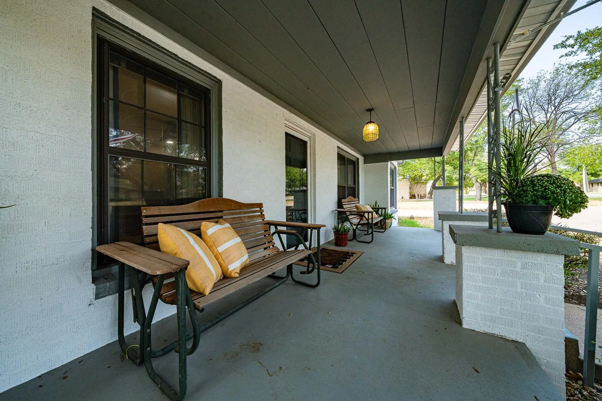 Single Family Residence For Sale in Shackelford County , 457 Breckenridge Street, Albany, Texas 76430, 3 Bedroom, 2 Bathroom, 2 Garage spaces, 1,936 Sqft, built in 1948, mls#21398948, Real Estate Agent in Albany, Homes For Sale in Shackelford county, Homes For Sale in Albany, Realtor in Albany Texas, Real Estate Brokerage Independent Realty Texas, Luminita Cordes Realtor