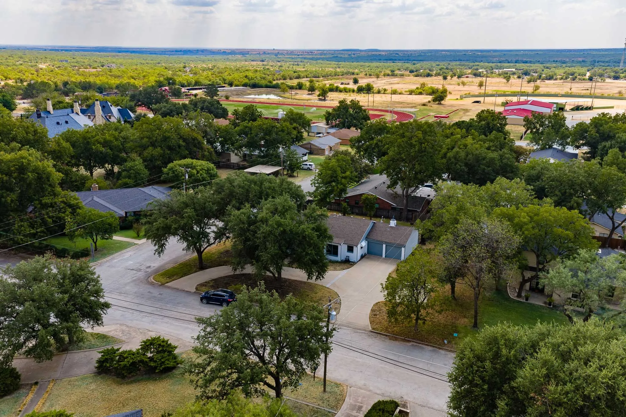Single Family Residence For Sale in Shackelford County , 457 Breckenridge Street, Albany, Texas 76430, 3 Bedroom, 2 Bathroom, 2 Garage spaces, 1,936 Sqft, built in 1948, mls#21398948, Real Estate Agent in Albany, Homes For Sale in Shackelford county, Homes For Sale in Albany, Realtor in Albany Texas, Real Estate Brokerage Independent Realty Texas, Luminita Cordes Realtor