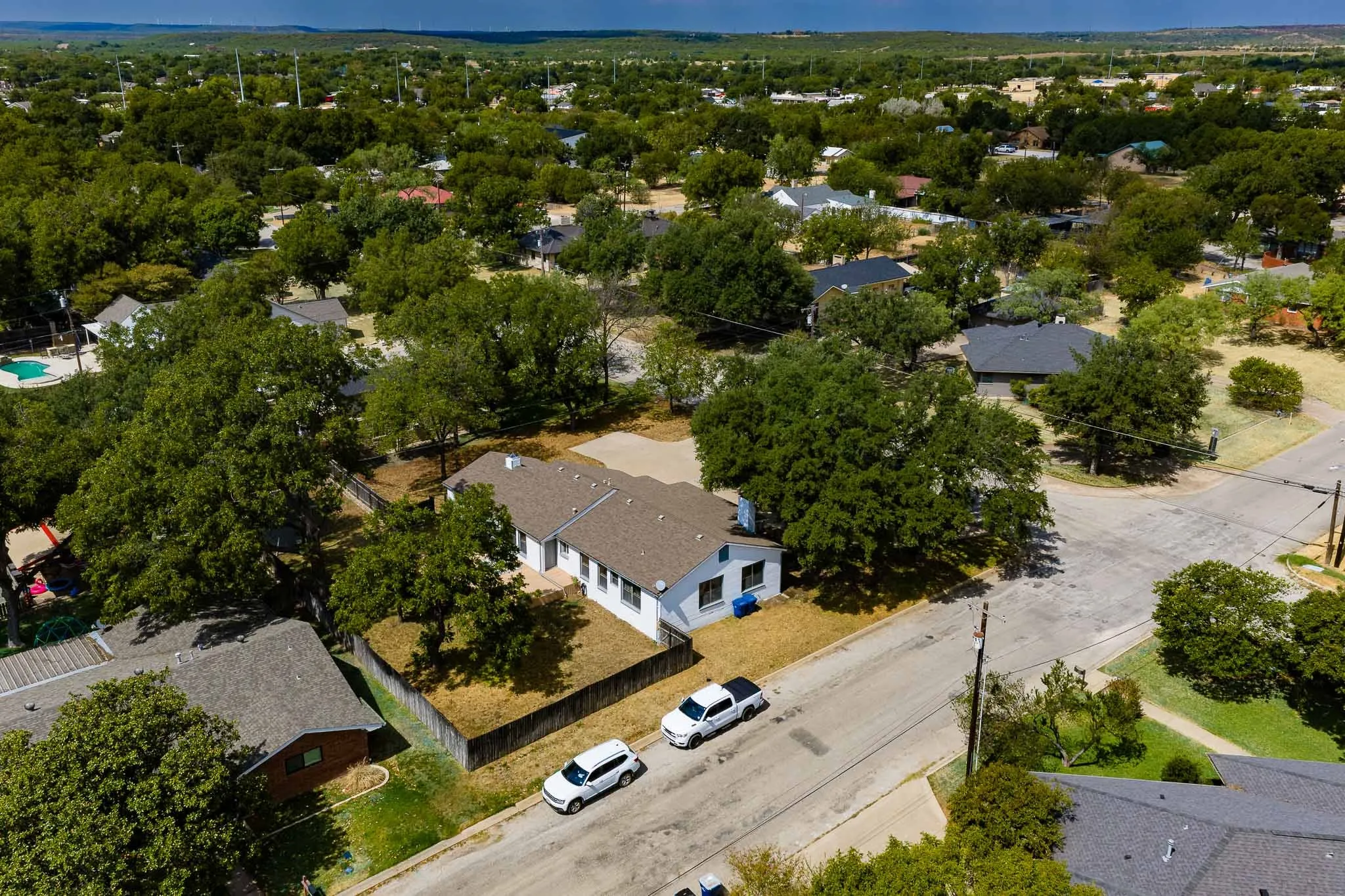 Single Family Residence For Sale in Shackelford County , 457 Breckenridge Street, Albany, Texas 76430, 3 Bedroom, 2 Bathroom, 2 Garage spaces, 1,936 Sqft, built in 1948, mls#21398948, Real Estate Agent in Albany, Homes For Sale in Shackelford county, Homes For Sale in Albany, Realtor in Albany Texas, Real Estate Brokerage Independent Realty Texas, Luminita Cordes Realtor