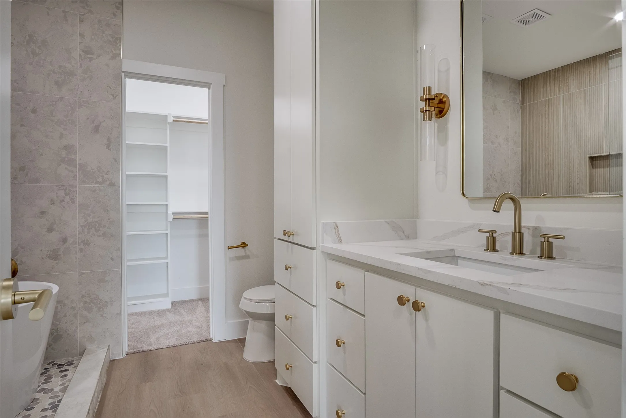 Single Family Residence For Rent in Hood County , 2518 Elk Trail, Granbury, Texas 76048, 3 Bedroom, 2 Bathroom, 2 Garage spaces, 1,781 Sqft, built in 2025, mls#21399288, Real Estate Agent in Granbury, Homes For Rent in Hood county, Homes For Rent in Granbury, Realtor in Granbury Texas, Real Estate Brokerage Independent Realty Texas, Luminita Cordes Realtor