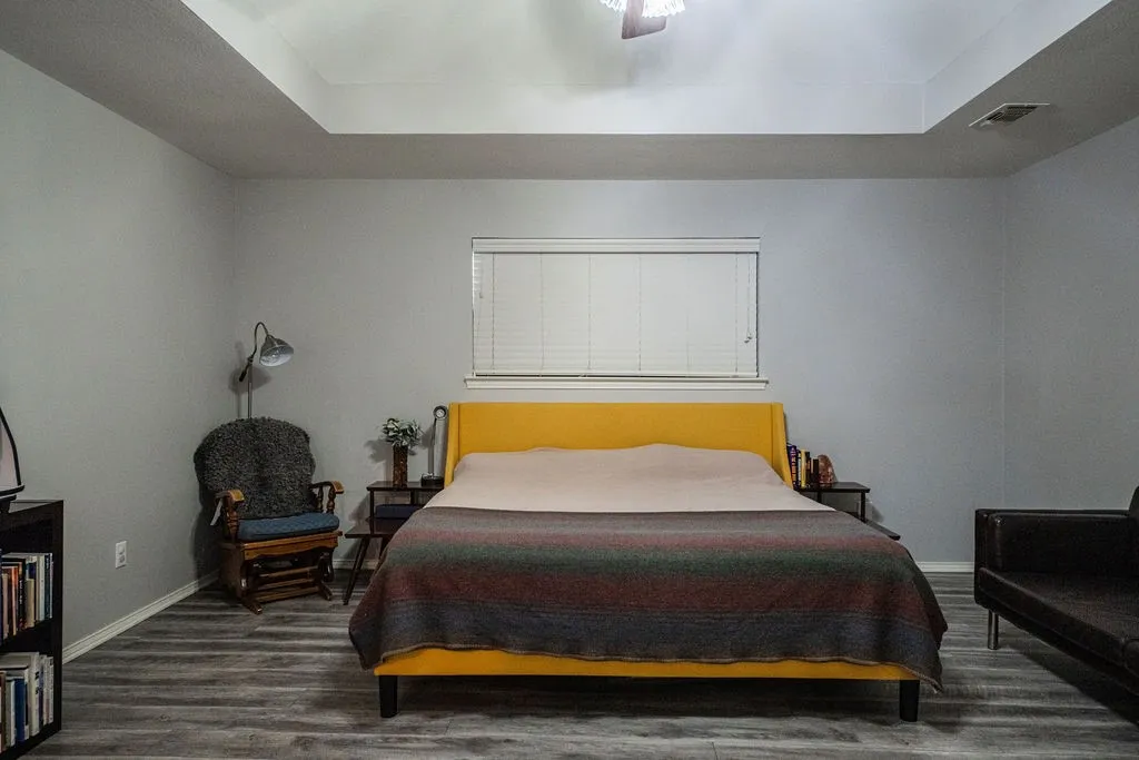 Single Family Residence For Sale in Hopkins County , 328 Hollie Circle, Sulphur Springs, Texas 75482, 3 Bedroom, 2 Bathroom, 2 Garage spaces, 2,157 Sqft, built in 1986, mls#21398936, Real Estate Agent in Sulphur Springs, Homes For Sale in Hopkins county, Homes For Sale in Sulphur Springs, Realtor in Sulphur Springs Texas, Real Estate Brokerage Independent Realty Texas, Luminita Cordes Realtor