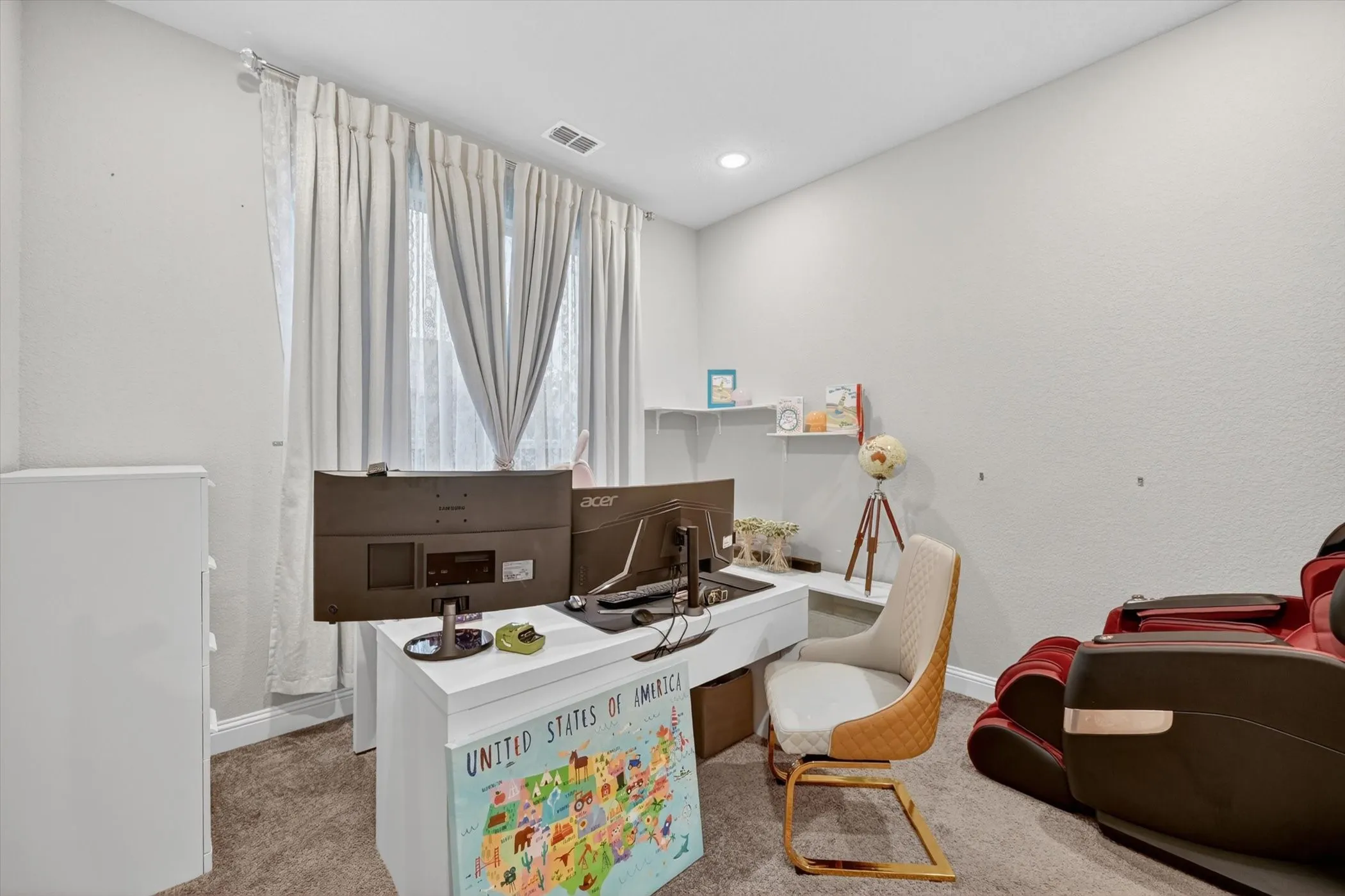 Single Family Residence For Sale in Tarrant County , 2814 Grand Lookout Lane, Arlington, Texas 76001, 4 Bedroom, 3 Bathroom, 2 Garage spaces, 2,504 Sqft, built in 2021, mls#21397623, Real Estate Agent in Arlington, Homes For Sale in Tarrant county, Homes For Sale in Arlington, Realtor in Arlington Texas, Real Estate Brokerage Independent Realty Texas, Luminita Cordes Realtor