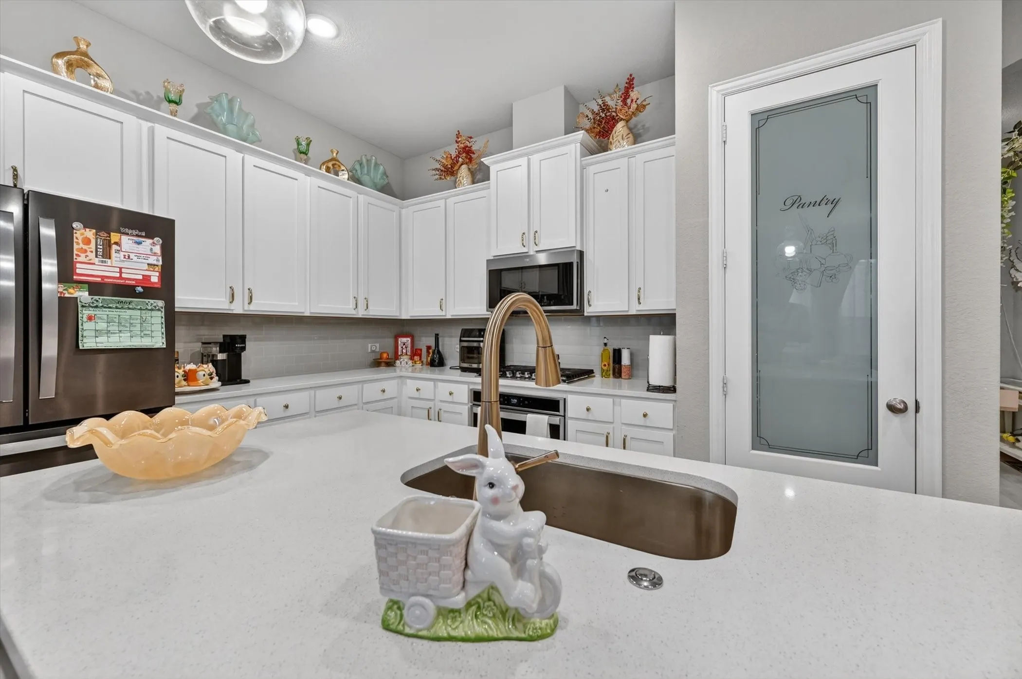 Single Family Residence For Sale in Tarrant County , 2814 Grand Lookout Lane, Arlington, Texas 76001, 4 Bedroom, 3 Bathroom, 2 Garage spaces, 2,504 Sqft, built in 2021, mls#21397623, Real Estate Agent in Arlington, Homes For Sale in Tarrant county, Homes For Sale in Arlington, Realtor in Arlington Texas, Real Estate Brokerage Independent Realty Texas, Luminita Cordes Realtor