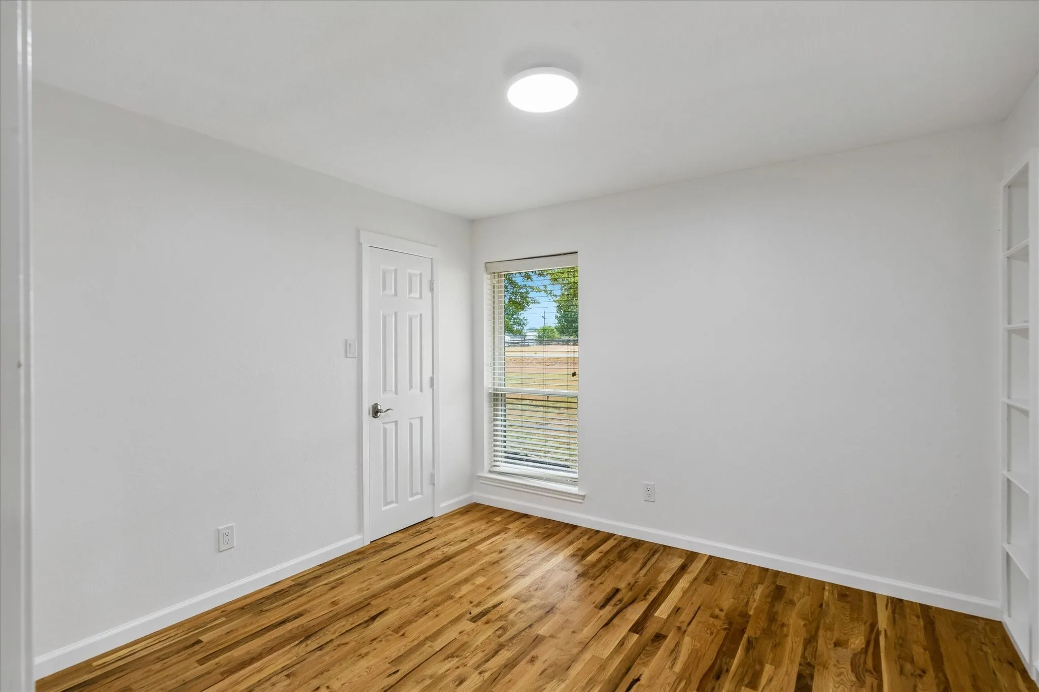 3rd spacious bedroom or for​​‌​​​​‌​​‌‌​‌‌​​​‌‌​‌​‌​‌​​​‌​​ office