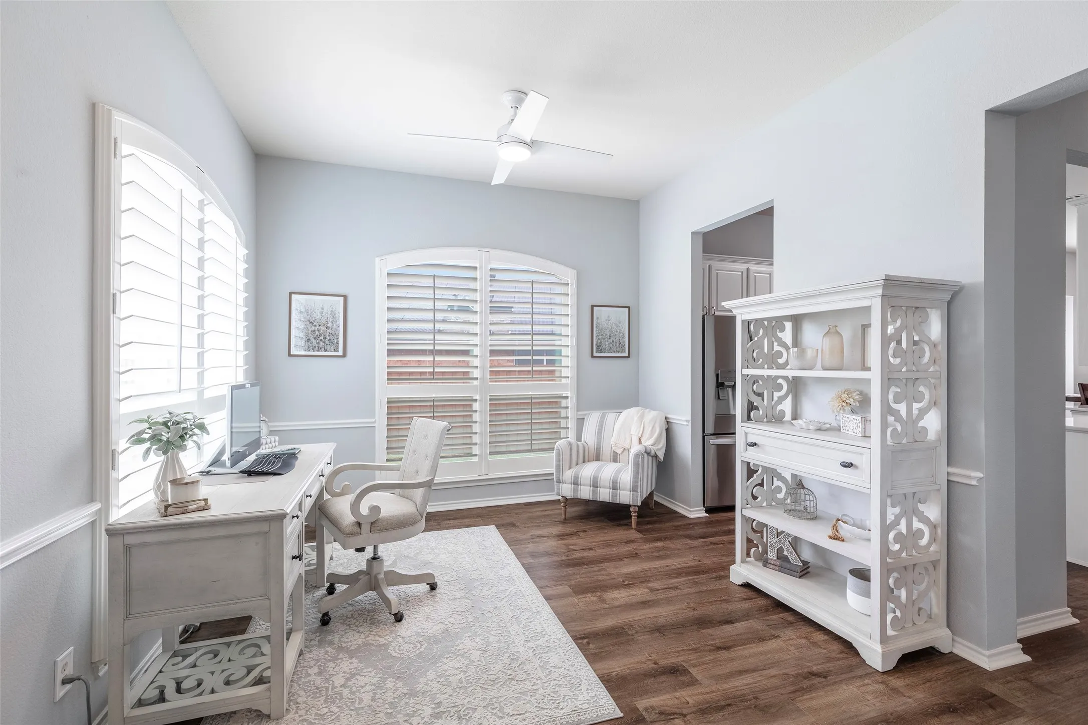 Single Family Residence For Sale in Denton County , 1829 Melton Drive, Carrollton, Texas 75010, 3 Bedroom, 2 Bathroom, 2 Garage spaces, 1,850 Sqft, built in 2001, mls#21397587, Real Estate Agent in Carrollton, Homes For Sale in Denton county, Homes For Sale in Carrollton, Realtor in Carrollton Texas, Real Estate Brokerage Independent Realty Texas, Luminita Cordes Realtor