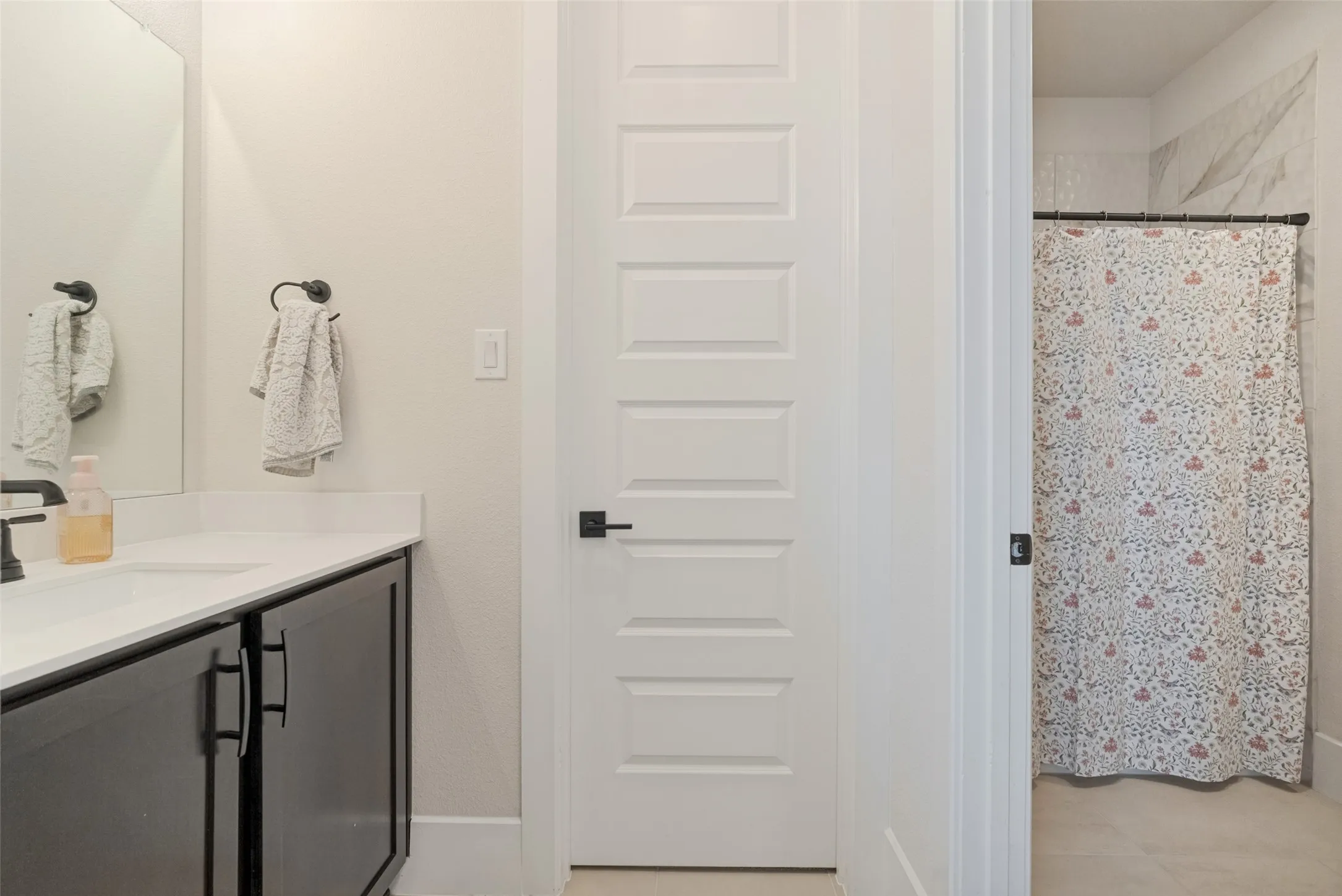 Single Family Residence For Sale in Parker County , 412 Fire Blade Drive, Aledo, Texas 76008, 4 Bedroom, 4 Bathroom, 2 Garage spaces, 3,713 Sqft, built in 2024, mls#21398861, Real Estate Agent in Aledo, Homes For Sale in Parker county, Homes For Sale in Aledo, Realtor in Aledo Texas, Real Estate Brokerage Independent Realty Texas, Luminita Cordes Realtor