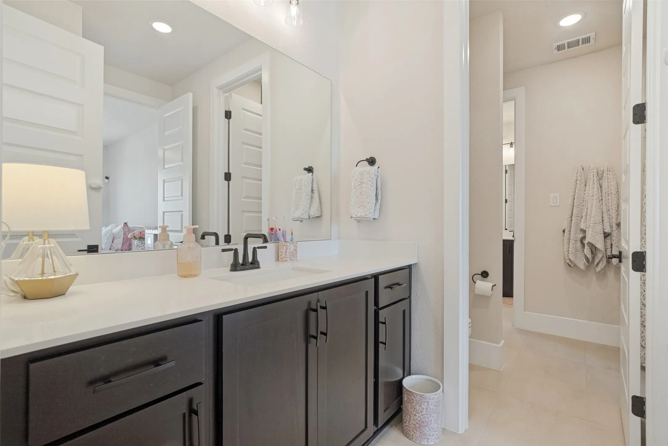 Single Family Residence For Sale in Parker County , 412 Fire Blade Drive, Aledo, Texas 76008, 4 Bedroom, 4 Bathroom, 2 Garage spaces, 3,713 Sqft, built in 2024, mls#21398861, Real Estate Agent in Aledo, Homes For Sale in Parker county, Homes For Sale in Aledo, Realtor in Aledo Texas, Real Estate Brokerage Independent Realty Texas, Luminita Cordes Realtor