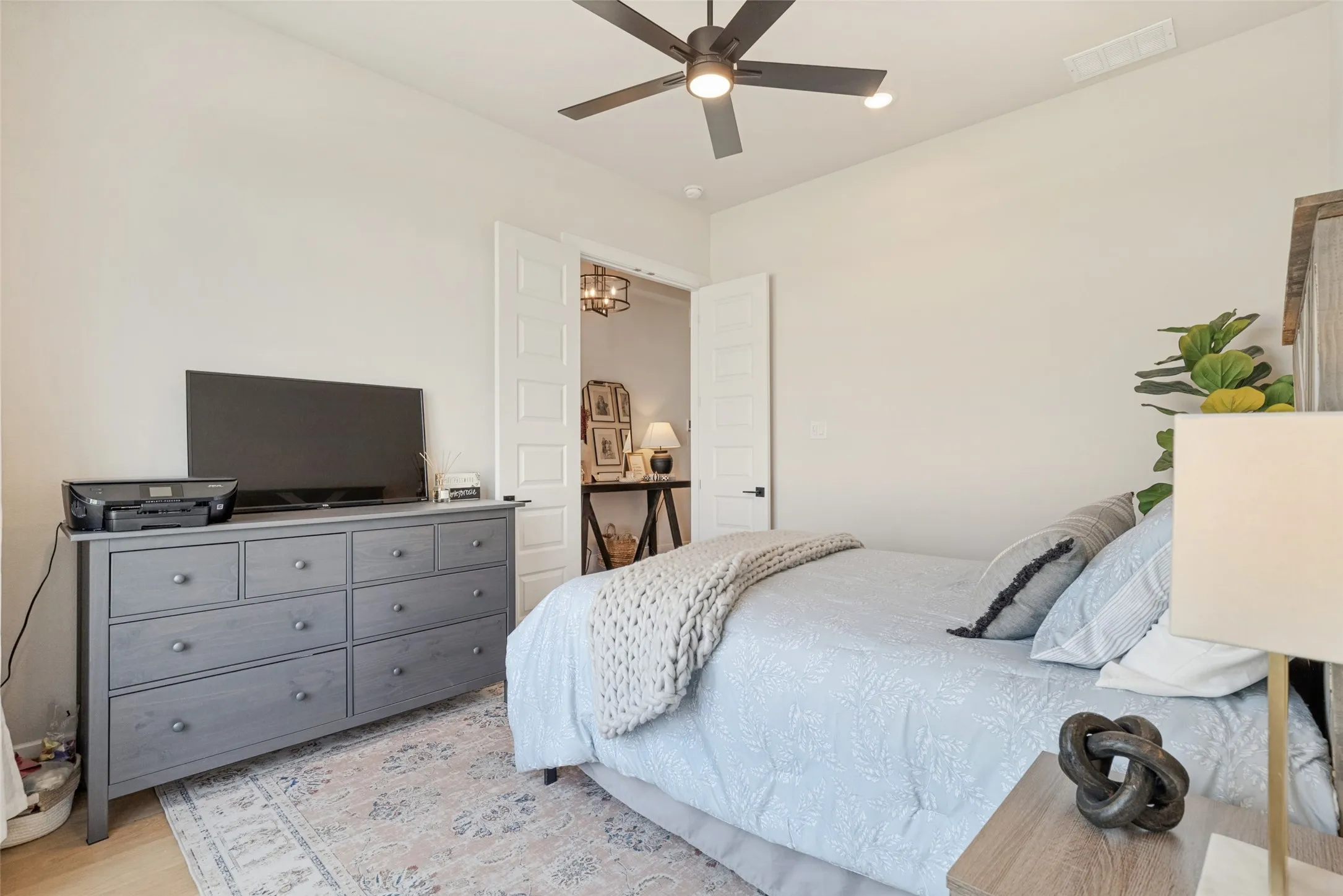 Single Family Residence For Sale in Parker County , 412 Fire Blade Drive, Aledo, Texas 76008, 4 Bedroom, 4 Bathroom, 2 Garage spaces, 3,713 Sqft, built in 2024, mls#21398861, Real Estate Agent in Aledo, Homes For Sale in Parker county, Homes For Sale in Aledo, Realtor in Aledo Texas, Real Estate Brokerage Independent Realty Texas, Luminita Cordes Realtor