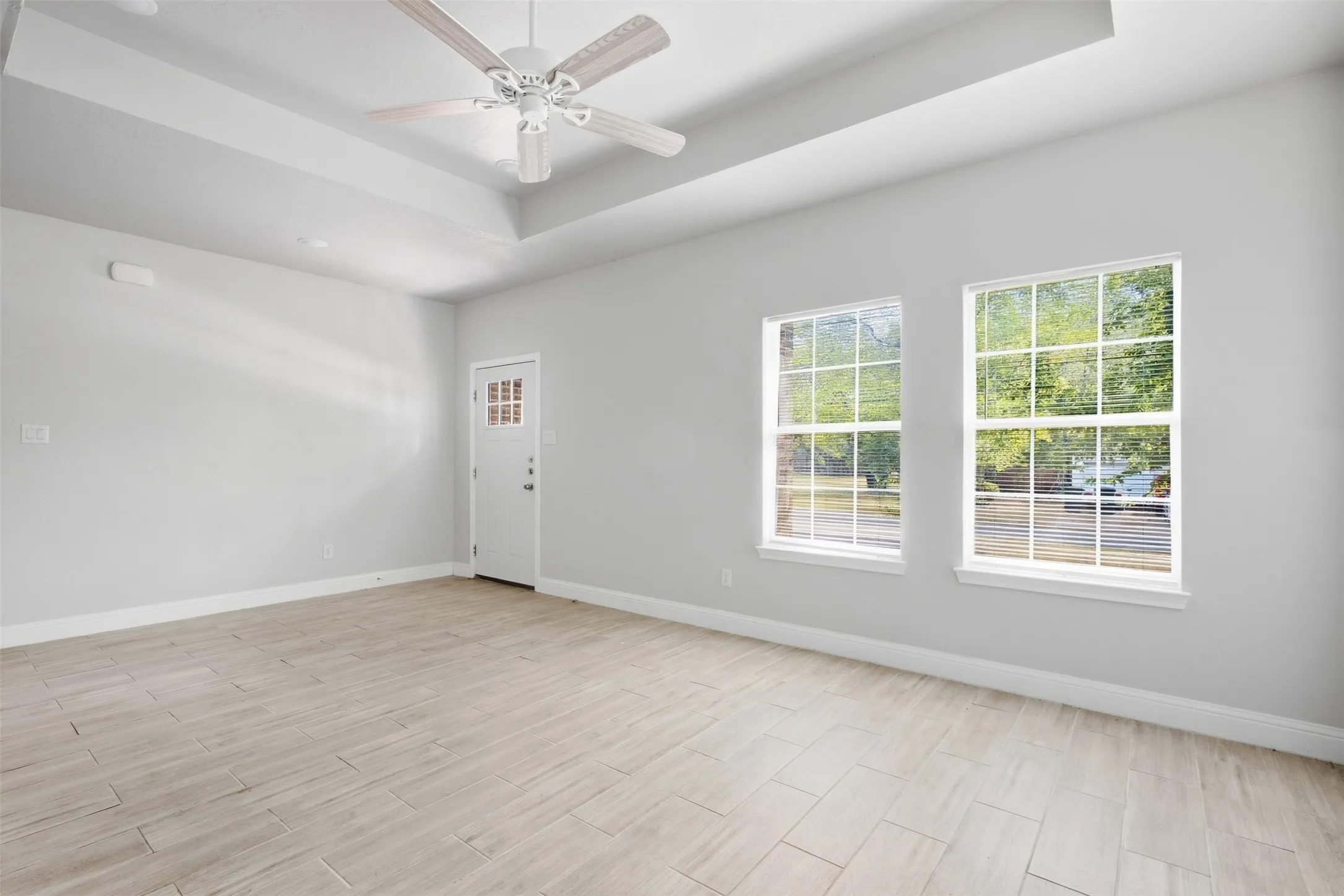 Single Family Residence For Rent in Hunt County , 4104 Gordon Street, Greenville, Texas 75401, 3 Bedroom, 2 Bathroom, 1 Garage spaces, 1,296 Sqft, built in 2021, mls#21399328, Real Estate Agent in Greenville, Homes For Rent in Hunt county, Homes For Rent in Greenville, Realtor in Greenville Texas, Real Estate Brokerage Independent Realty Texas, Luminita Cordes Realtor
