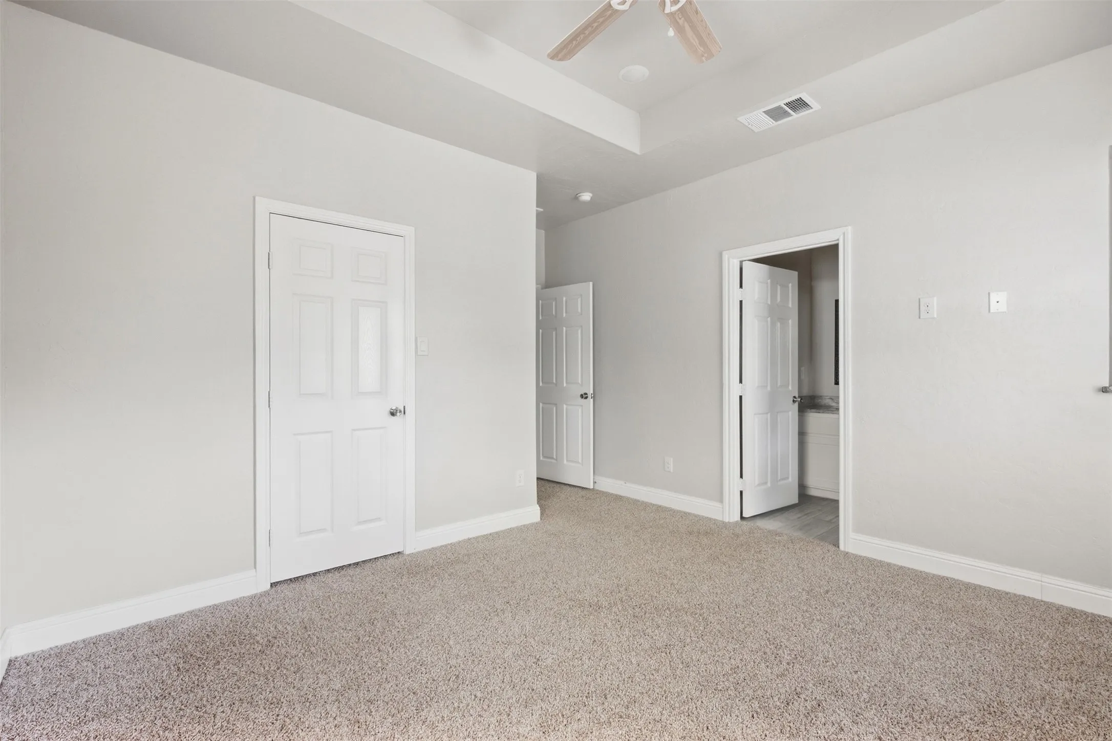 Single Family Residence For Rent in Hunt County , 4104 Gordon Street, Greenville, Texas 75401, 3 Bedroom, 2 Bathroom, 1 Garage spaces, 1,296 Sqft, built in 2021, mls#21399328, Real Estate Agent in Greenville, Homes For Rent in Hunt county, Homes For Rent in Greenville, Realtor in Greenville Texas, Real Estate Brokerage Independent Realty Texas, Luminita Cordes Realtor