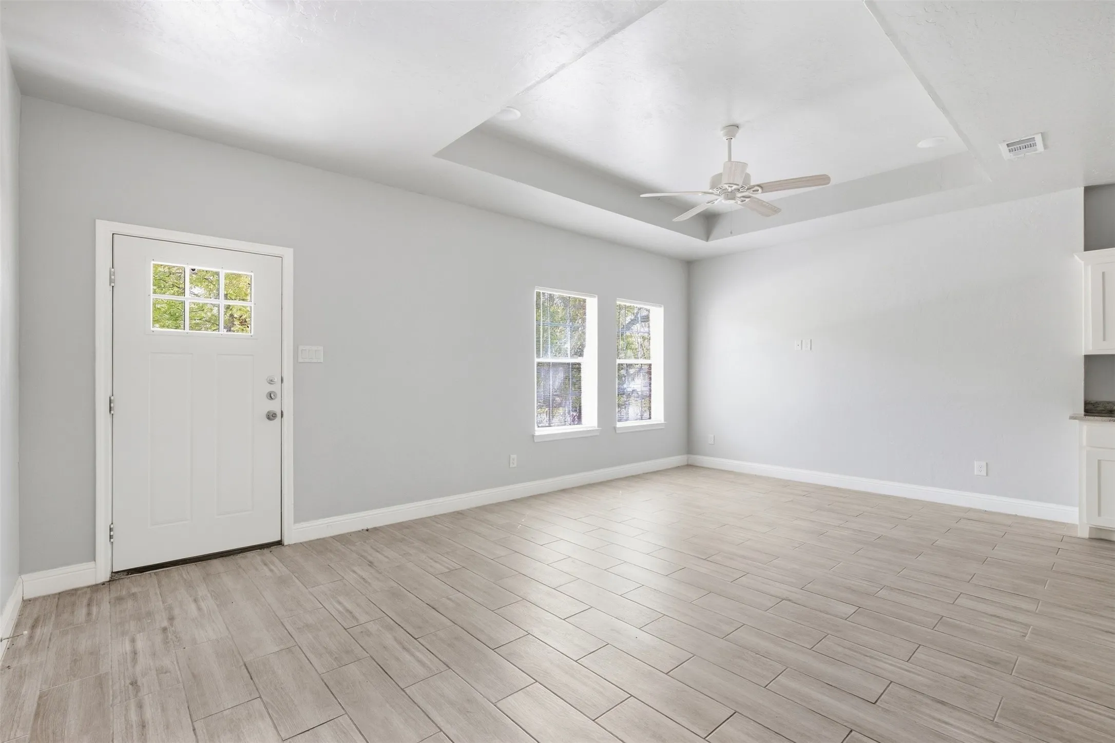 Single Family Residence For Rent in Hunt County , 4104 Gordon Street, Greenville, Texas 75401, 3 Bedroom, 2 Bathroom, 1 Garage spaces, 1,296 Sqft, built in 2021, mls#21399328, Real Estate Agent in Greenville, Homes For Rent in Hunt county, Homes For Rent in Greenville, Realtor in Greenville Texas, Real Estate Brokerage Independent Realty Texas, Luminita Cordes Realtor