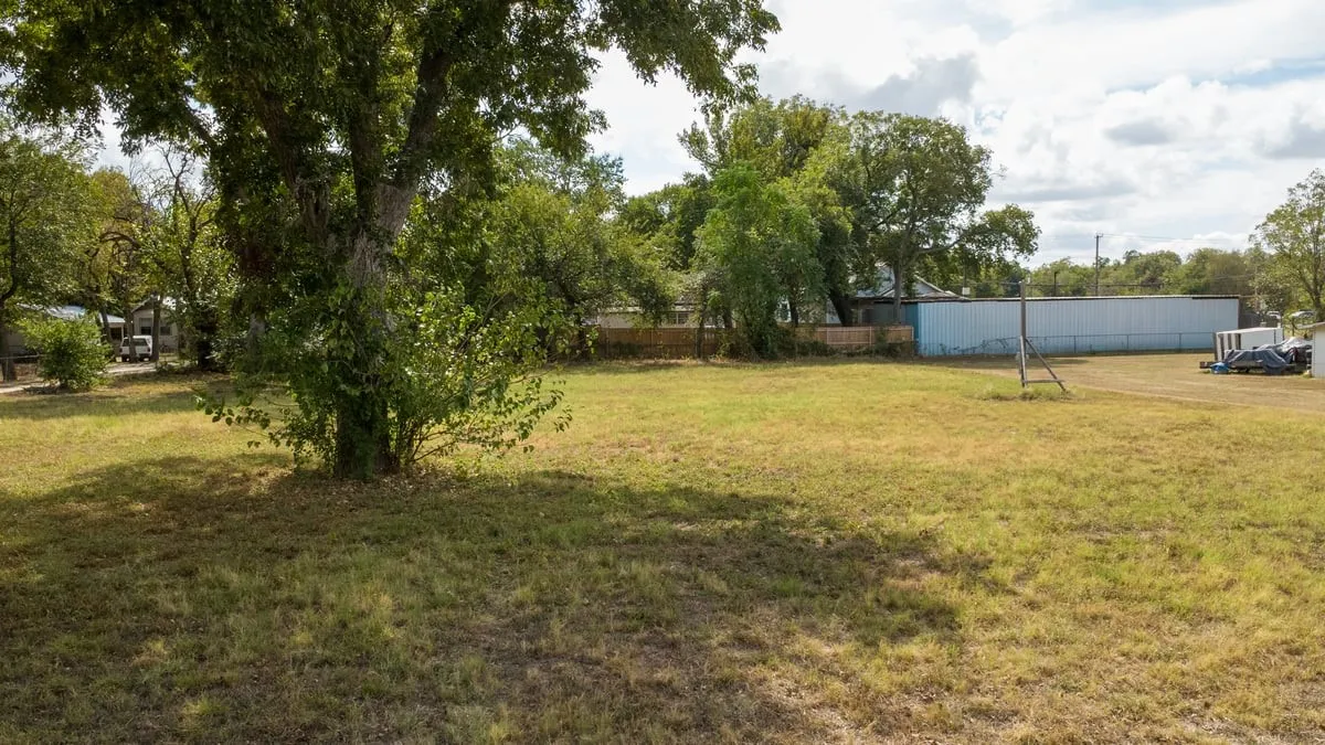 Unimproved Land For Sale in Johnson County , 128 Columbia Street, Cleburne, Texas 76031, 0, 0, Garage spaces, 0 Sqft, built in 0, mls#21398383, Real Estate Agent in Cleburne, Homes For Sale in Johnson county, Homes For Sale in Cleburne, Realtor in Cleburne Texas, Real Estate Brokerage Independent Realty Texas, Luminita Cordes Realtor