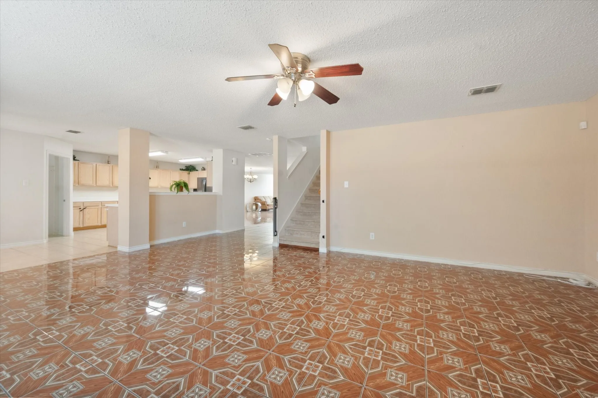 Single Family Residence For Rent in Tarrant County , 511 Travis Ranch Trail, Arlington, Texas 76002, 4 Bedroom, 2 Bathroom, 2 Garage spaces, 3,994 Sqft, built in 2005, mls#21399331, Real Estate Agent in Arlington, Homes For Rent in Tarrant county, Homes For Rent in Arlington, Realtor in Arlington Texas, Real Estate Brokerage Independent Realty Texas, Luminita Cordes Realtor