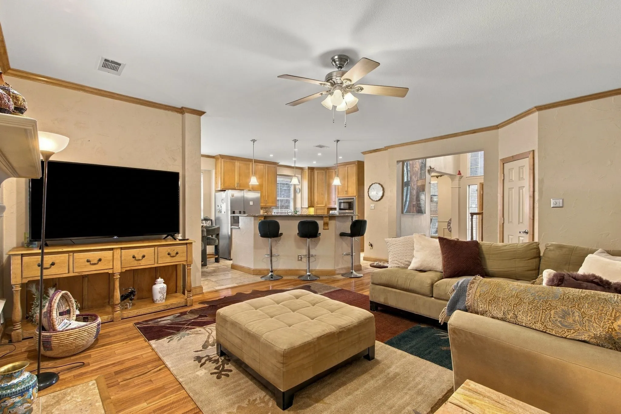 Single Family Residence For Sale in Collin County , 816 Rolling Meadows Court, Allen, Texas 75013, 4 Bedroom, 3 Bathroom, 2 Garage spaces, 2,732 Sqft, built in 1994, mls#21399344, Real Estate Agent in Allen, Homes For Sale in Collin county, Homes For Sale in Allen, Realtor in Allen Texas, Real Estate Brokerage Independent Realty Texas, Luminita Cordes Realtor