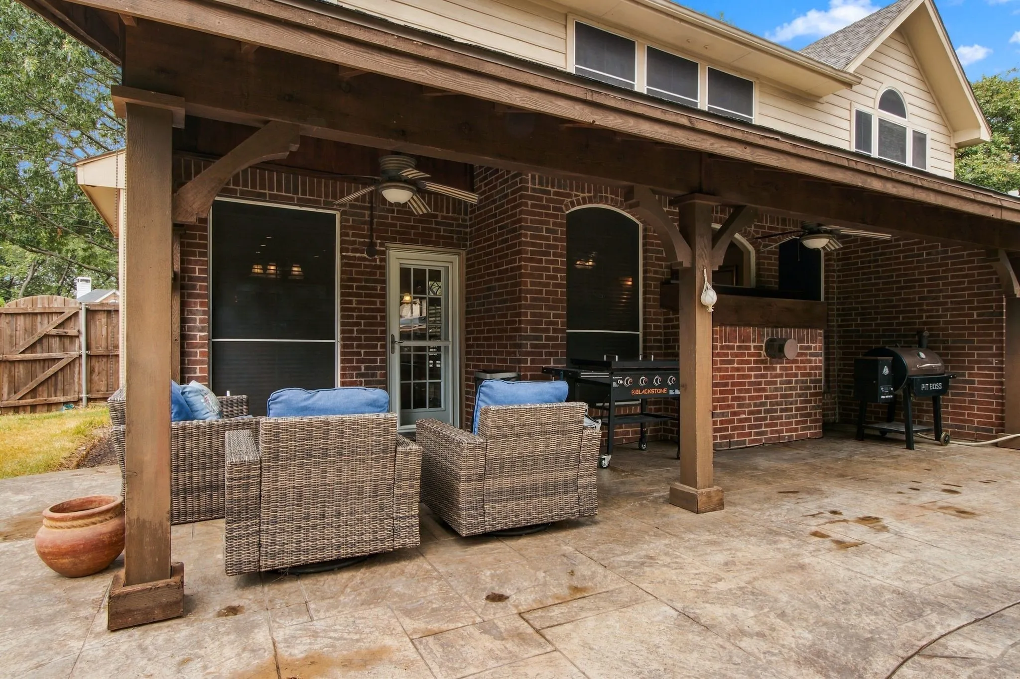 Single Family Residence For Sale in Collin County , 816 Rolling Meadows Court, Allen, Texas 75013, 4 Bedroom, 3 Bathroom, 2 Garage spaces, 2,732 Sqft, built in 1994, mls#21399344, Real Estate Agent in Allen, Homes For Sale in Collin county, Homes For Sale in Allen, Realtor in Allen Texas, Real Estate Brokerage Independent Realty Texas, Luminita Cordes Realtor