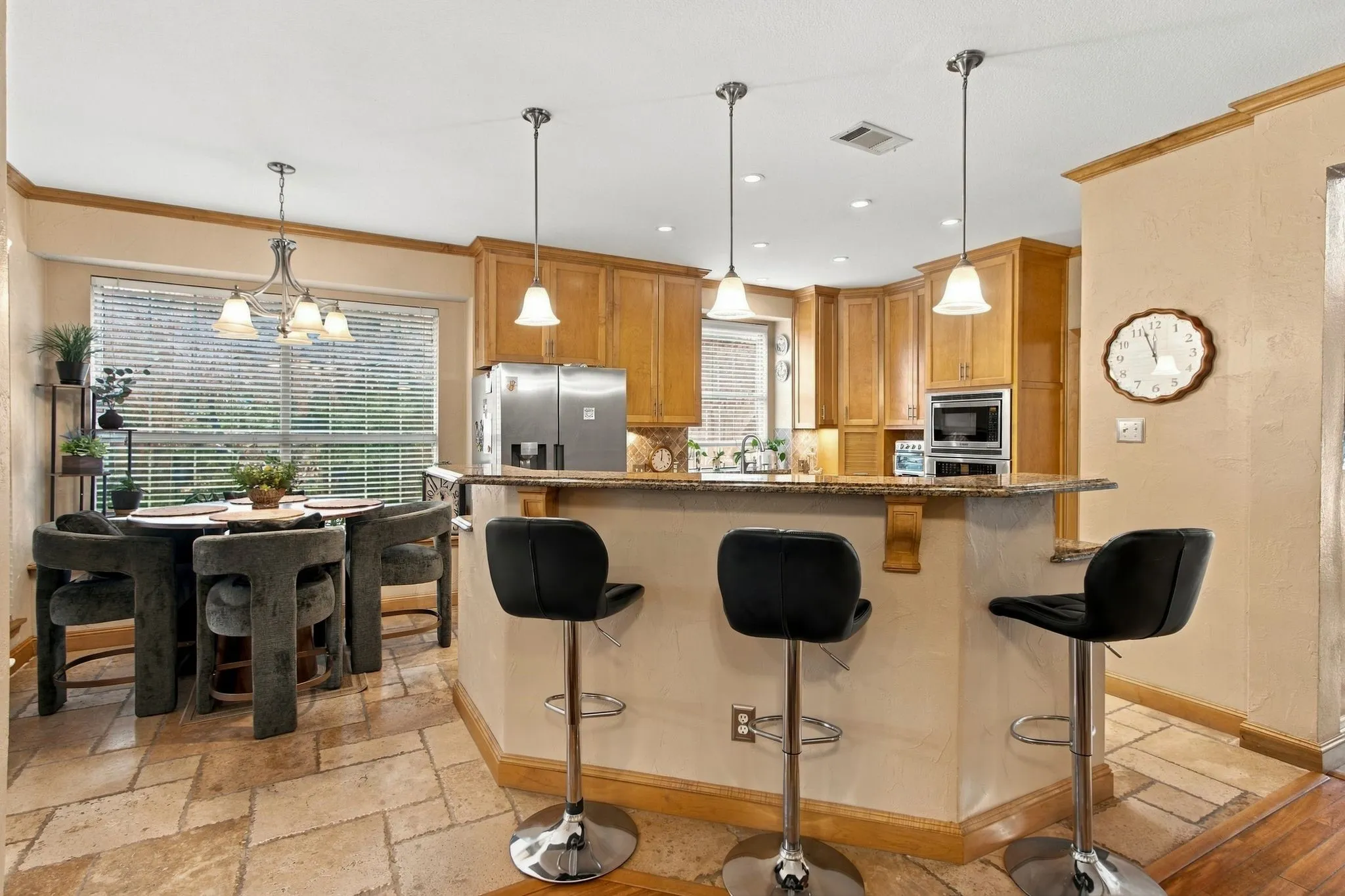 Single Family Residence For Sale in Collin County , 816 Rolling Meadows Court, Allen, Texas 75013, 4 Bedroom, 3 Bathroom, 2 Garage spaces, 2,732 Sqft, built in 1994, mls#21399344, Real Estate Agent in Allen, Homes For Sale in Collin county, Homes For Sale in Allen, Realtor in Allen Texas, Real Estate Brokerage Independent Realty Texas, Luminita Cordes Realtor
