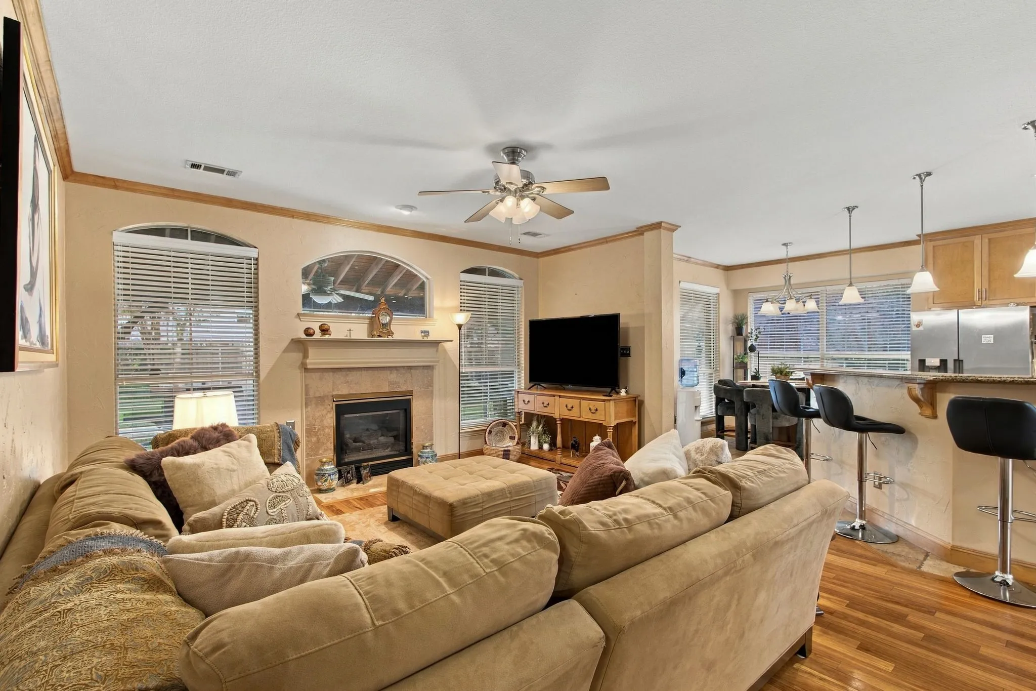 Single Family Residence For Sale in Collin County , 816 Rolling Meadows Court, Allen, Texas 75013, 4 Bedroom, 3 Bathroom, 2 Garage spaces, 2,732 Sqft, built in 1994, mls#21399344, Real Estate Agent in Allen, Homes For Sale in Collin county, Homes For Sale in Allen, Realtor in Allen Texas, Real Estate Brokerage Independent Realty Texas, Luminita Cordes Realtor