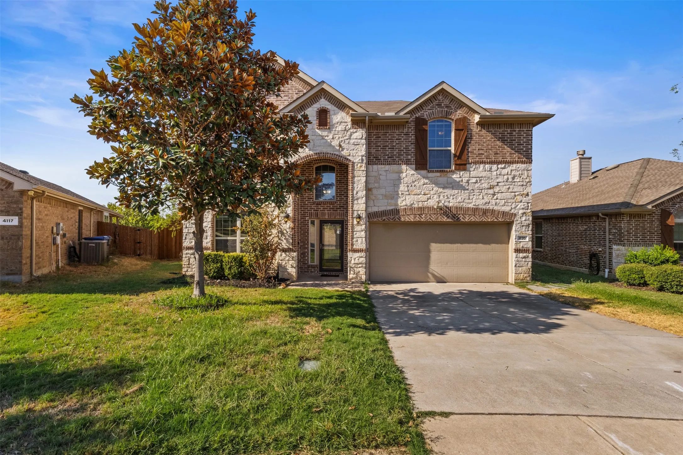 Single Family Residence For Rent in Collin County , 820 Osage Drive, Mc Kinney, Texas 75071, 4 Bedroom, 3 Bathroom, 2 Garage spaces, 2,415 Sqft, built in 2015, mls#21399346, Real Estate Agent in Mc Kinney, Homes For Rent in Collin county, Homes For Rent in Mc Kinney, Realtor in Mc Kinney Texas, Real Estate Brokerage Independent Realty Texas, Luminita Cordes Realtor