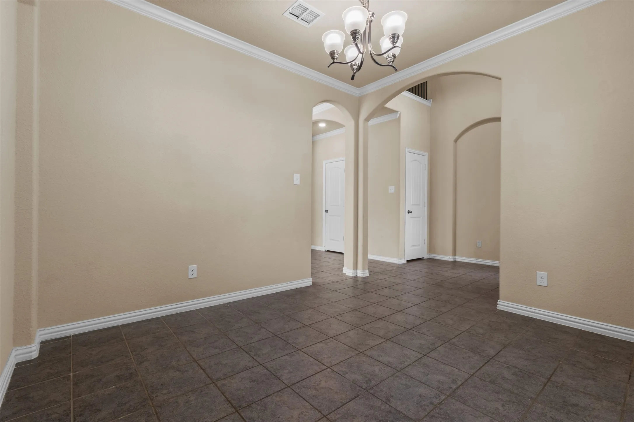 Single Family Residence For Rent in Collin County , 820 Osage Drive, Mc Kinney, Texas 75071, 4 Bedroom, 3 Bathroom, 2 Garage spaces, 2,415 Sqft, built in 2015, mls#21399346, Real Estate Agent in Mc Kinney, Homes For Rent in Collin county, Homes For Rent in Mc Kinney, Realtor in Mc Kinney Texas, Real Estate Brokerage Independent Realty Texas, Luminita Cordes Realtor