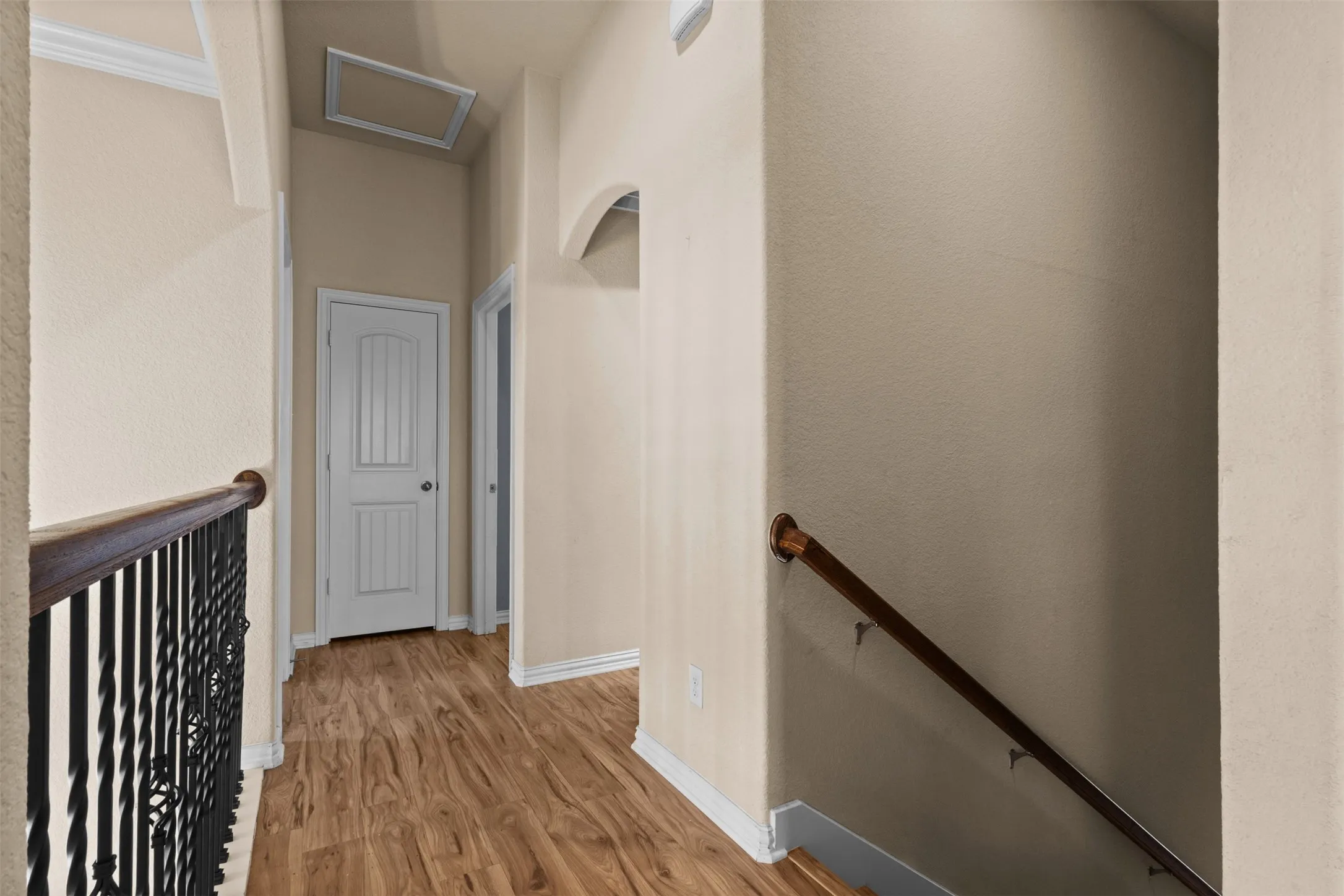 Single Family Residence For Rent in Collin County , 820 Osage Drive, Mc Kinney, Texas 75071, 4 Bedroom, 3 Bathroom, 2 Garage spaces, 2,415 Sqft, built in 2015, mls#21399346, Real Estate Agent in Mc Kinney, Homes For Rent in Collin county, Homes For Rent in Mc Kinney, Realtor in Mc Kinney Texas, Real Estate Brokerage Independent Realty Texas, Luminita Cordes Realtor