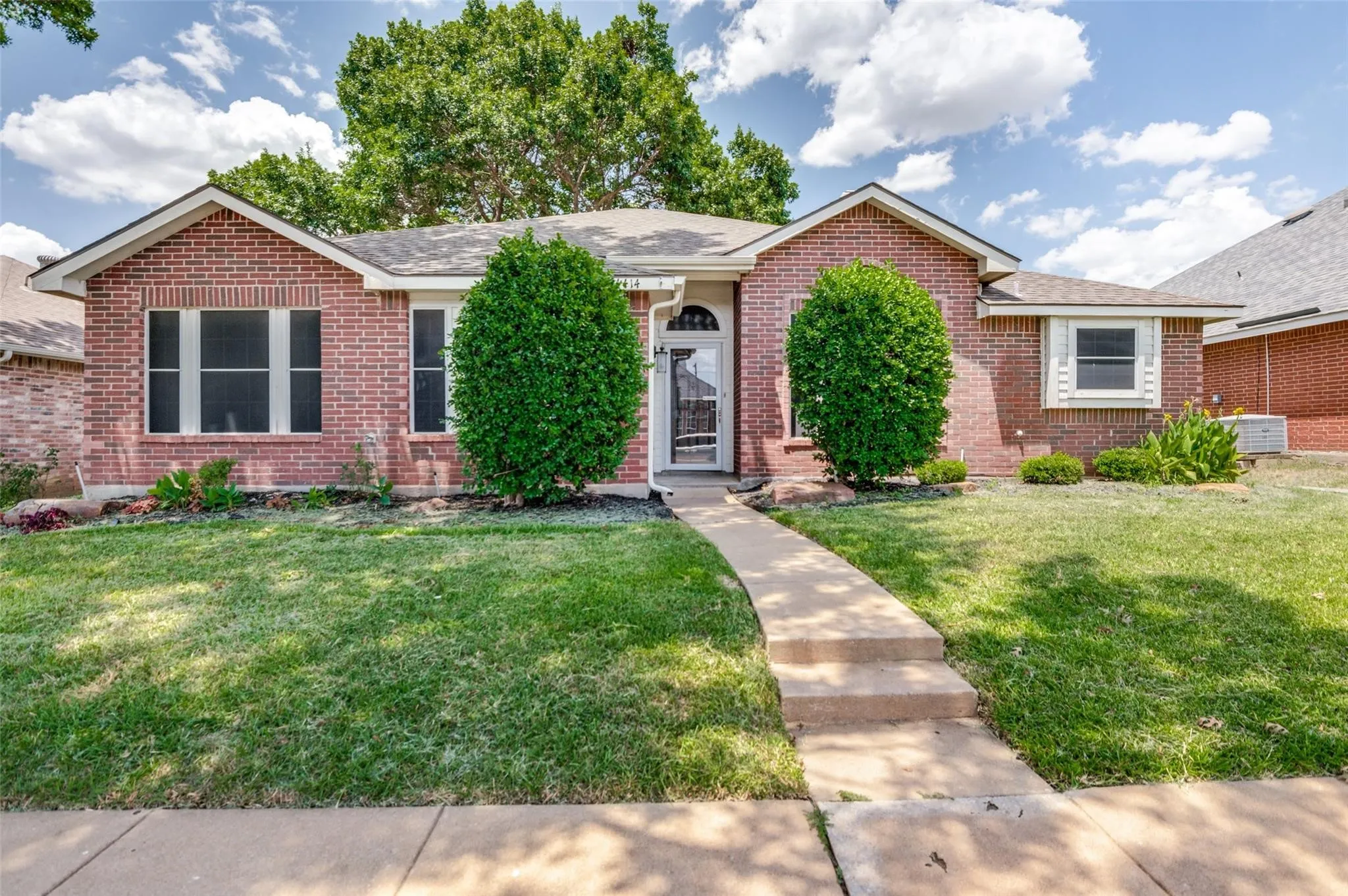 Single Family Residence For Rent in Collin County , 4414 San Fernando Lane, Mc Kinney, Texas 75070, 3 Bedroom, 2 Bathroom, 2 Garage spaces, 1,667 Sqft, built in 1989, mls#21388878, Real Estate Agent in Mc Kinney, Homes For Rent in Collin county, Homes For Rent in Mc Kinney, Realtor in Mc Kinney Texas, Real Estate Brokerage Independent Realty Texas, Luminita Cordes Realtor