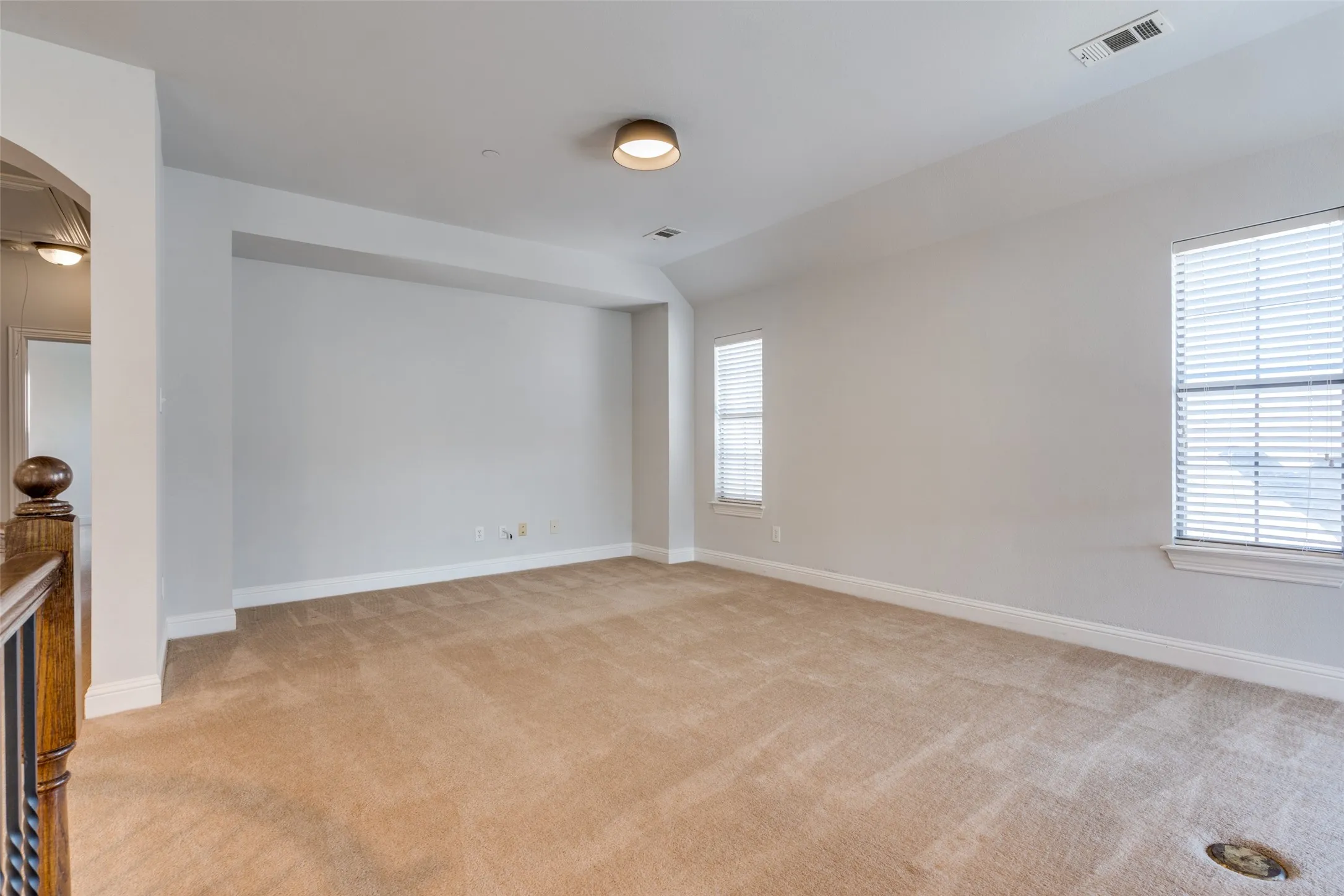 Townhouse For Rent in Collin County , 4667 Edith Street, Plano, Texas 75024, 3 Bedroom, 3 Bathroom, 2 Garage spaces, 2,319 Sqft, built in 2007, mls#21398694, Real Estate Agent in Plano, Homes For Rent in Collin county, Homes For Rent in Plano, Realtor in Plano Texas, Real Estate Brokerage Independent Realty Texas, Luminita Cordes Realtor