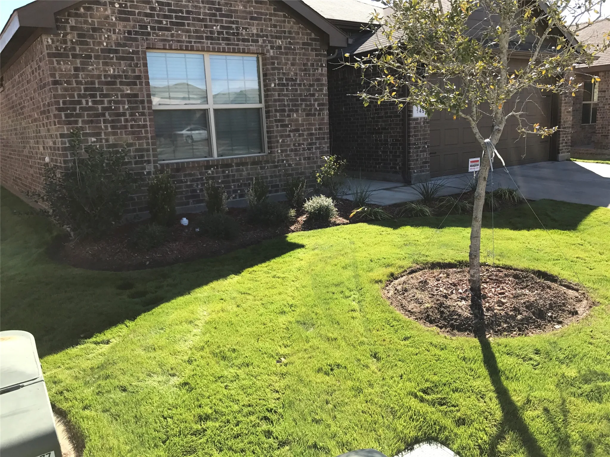 Single Family Residence For Rent in Parker County , 145 Bridlewood Street, Azle, Texas 76020, 4 Bedroom, 2 Bathroom, 2 Garage spaces, 1,832 Sqft, built in 2015, mls#21399372, Real Estate Agent in Azle, Homes For Rent in Parker county, Homes For Rent in Azle, Realtor in Azle Texas, Real Estate Brokerage Independent Realty Texas, Luminita Cordes Realtor