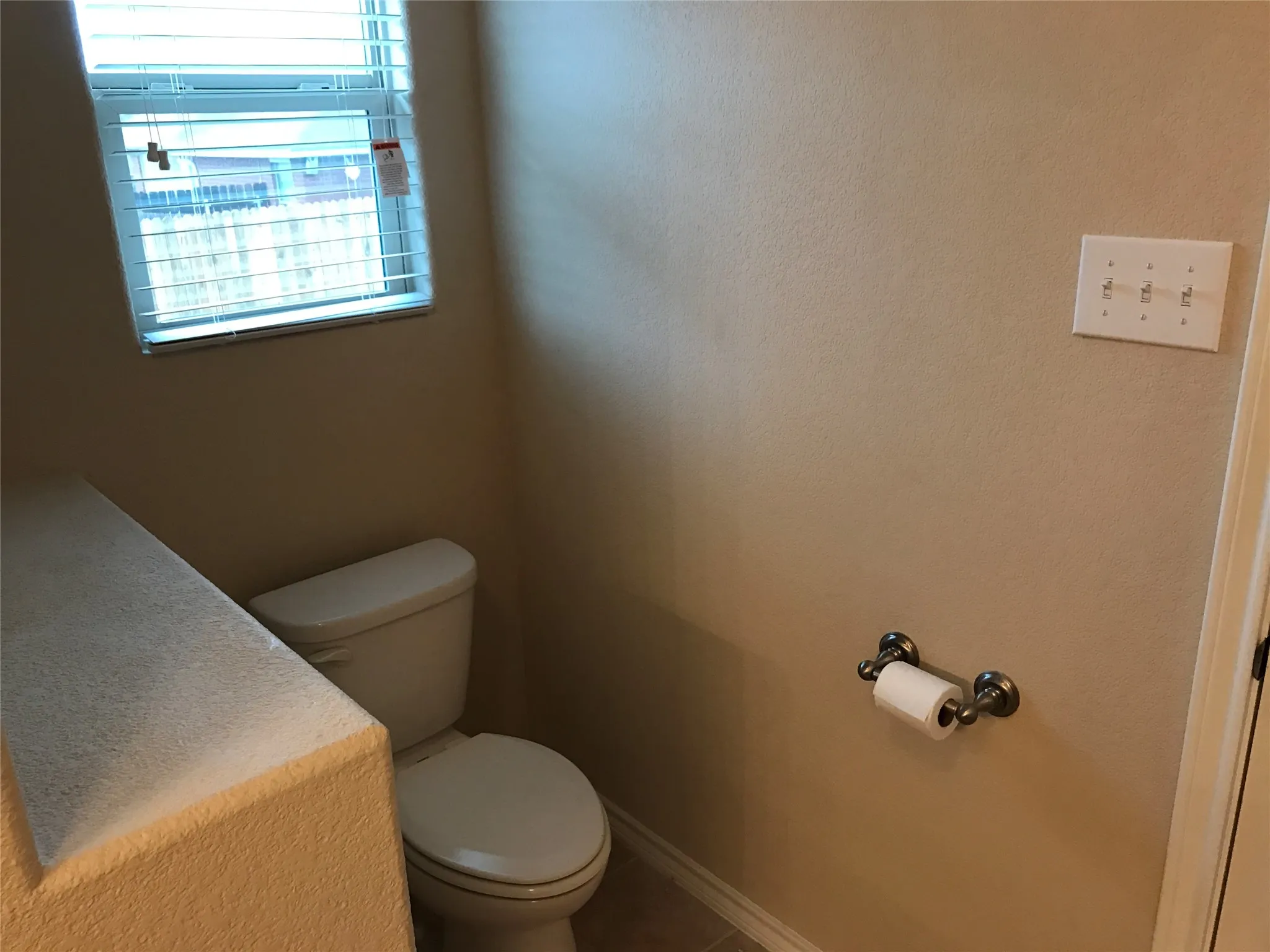 Single Family Residence For Rent in Parker County , 145 Bridlewood Street, Azle, Texas 76020, 4 Bedroom, 2 Bathroom, 2 Garage spaces, 1,832 Sqft, built in 2015, mls#21399372, Real Estate Agent in Azle, Homes For Rent in Parker county, Homes For Rent in Azle, Realtor in Azle Texas, Real Estate Brokerage Independent Realty Texas, Luminita Cordes Realtor