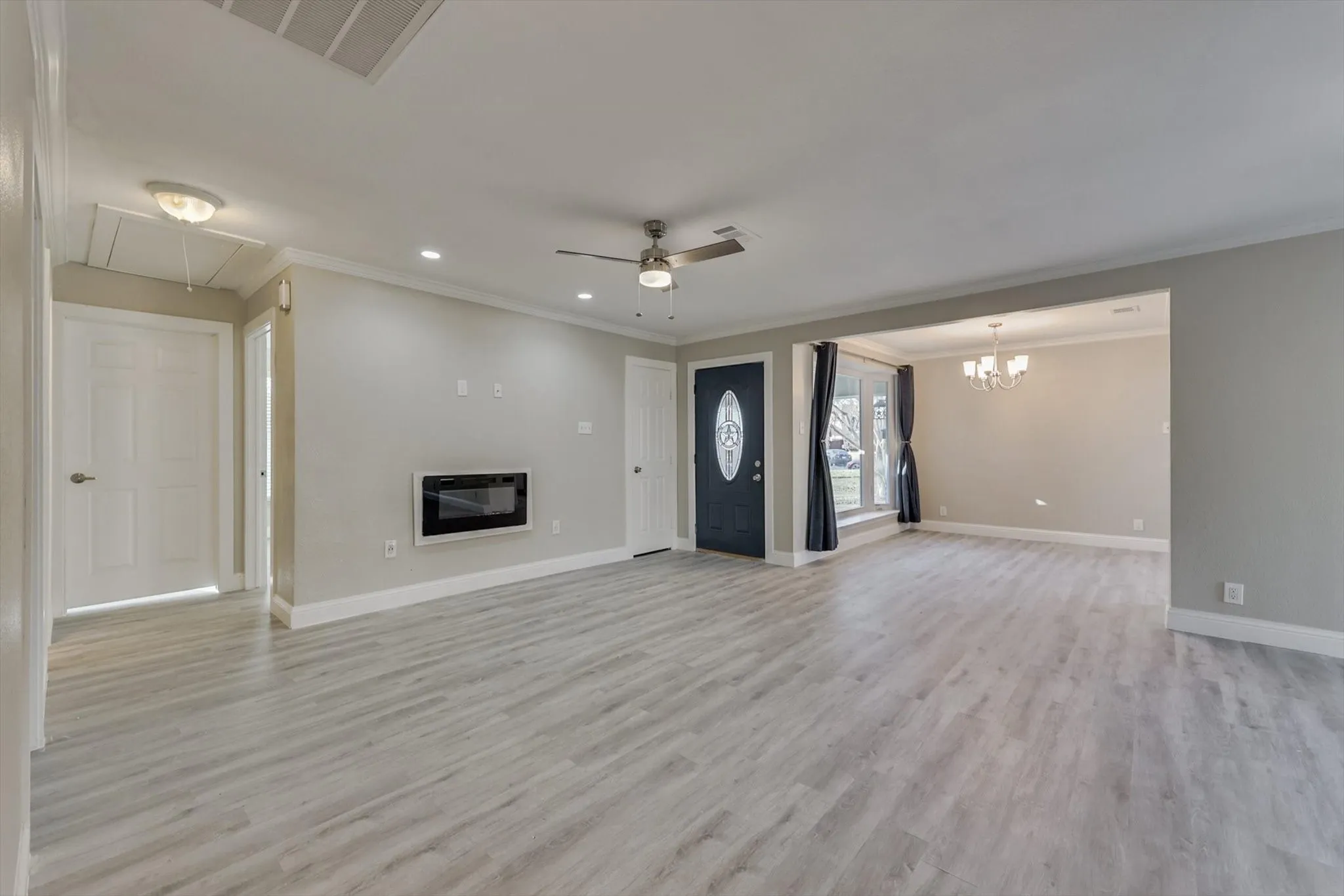 Single Family Residence For Rent in Dallas County , 2009 Exeter Drive, Irving, Texas 75062, 4 Bedroom, 2 Bathroom, 2 Garage spaces, 1,358 Sqft, built in 1960, mls#21399384, Real Estate Agent in Irving, Homes For Rent in Dallas county, Homes For Rent in Irving, Realtor in Irving Texas, Real Estate Brokerage Independent Realty Texas, Luminita Cordes Realtor