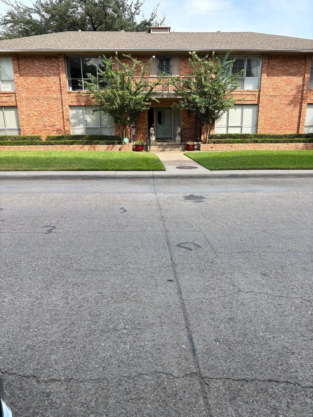 Condominium For Rent in Dallas County , 8526 Baltimore Drive 101, Dallas, Texas 75225, 2 Bedroom, 2 Bathroom, Garage spaces, 1,269 Sqft, built in 1960, mls#21399321, Real Estate Agent in Dallas, Homes For Rent in Dallas county, Homes For Rent in Dallas, Realtor in Dallas Texas, Real Estate Brokerage Independent Realty Texas, Luminita Cordes Realtor