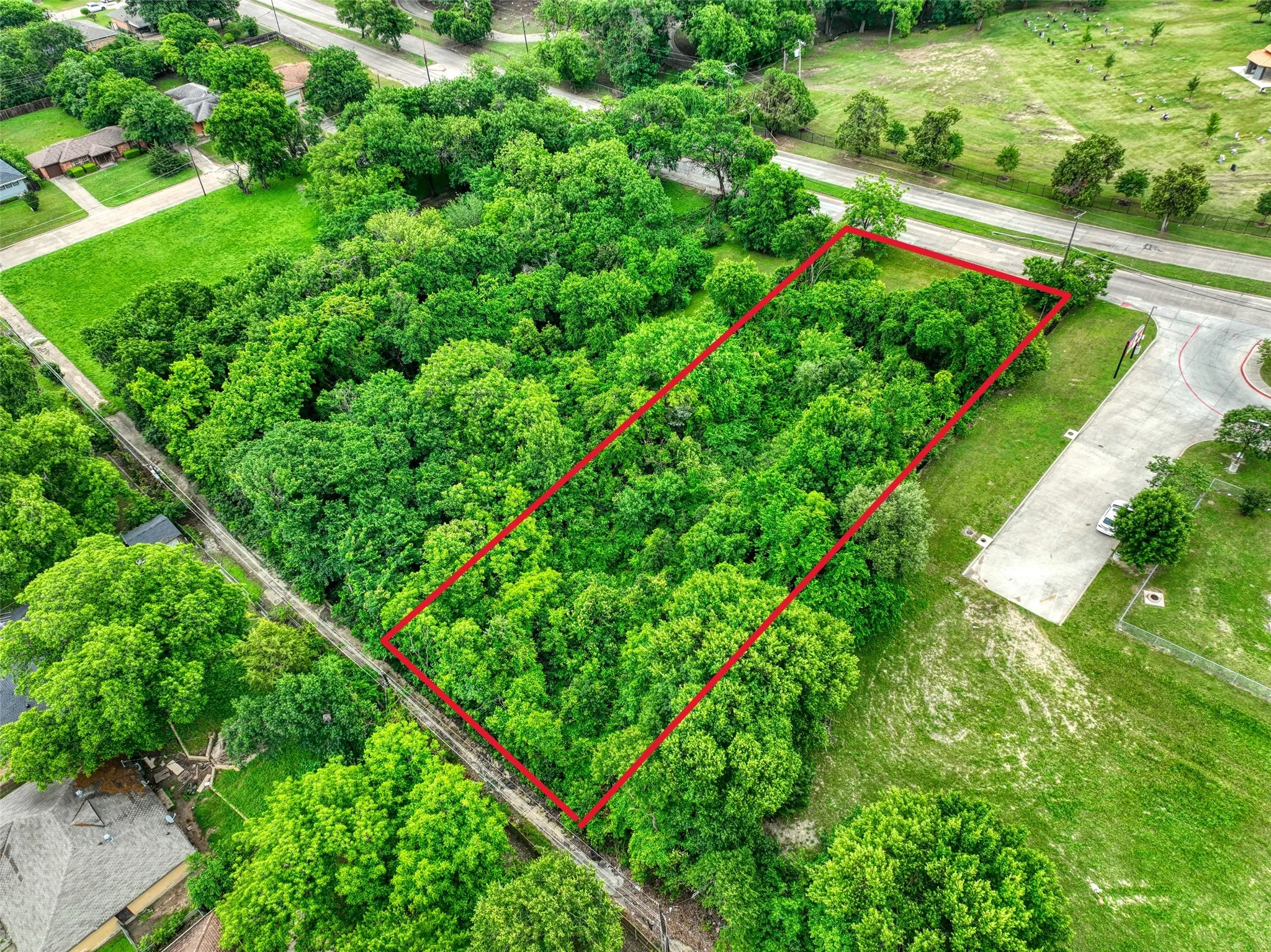 Unimproved Land For Sale in Dallas County , 225 E Laureland Road, Dallas, Texas 75241, 0, 0, Garage spaces, 0 Sqft, built in 0, mls#21399393, Real Estate Agent in Dallas, Homes For Sale in Dallas county, Homes For Sale in Dallas, Realtor in Dallas Texas, Real Estate Brokerage Independent Realty Texas, Luminita Cordes Realtor